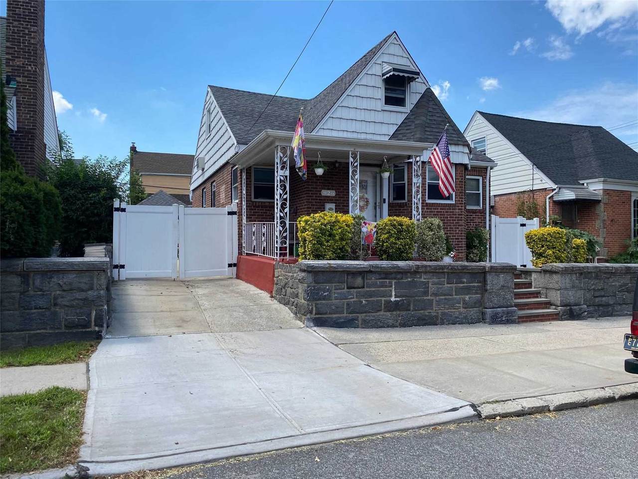 9-26 College Place - Photo 1