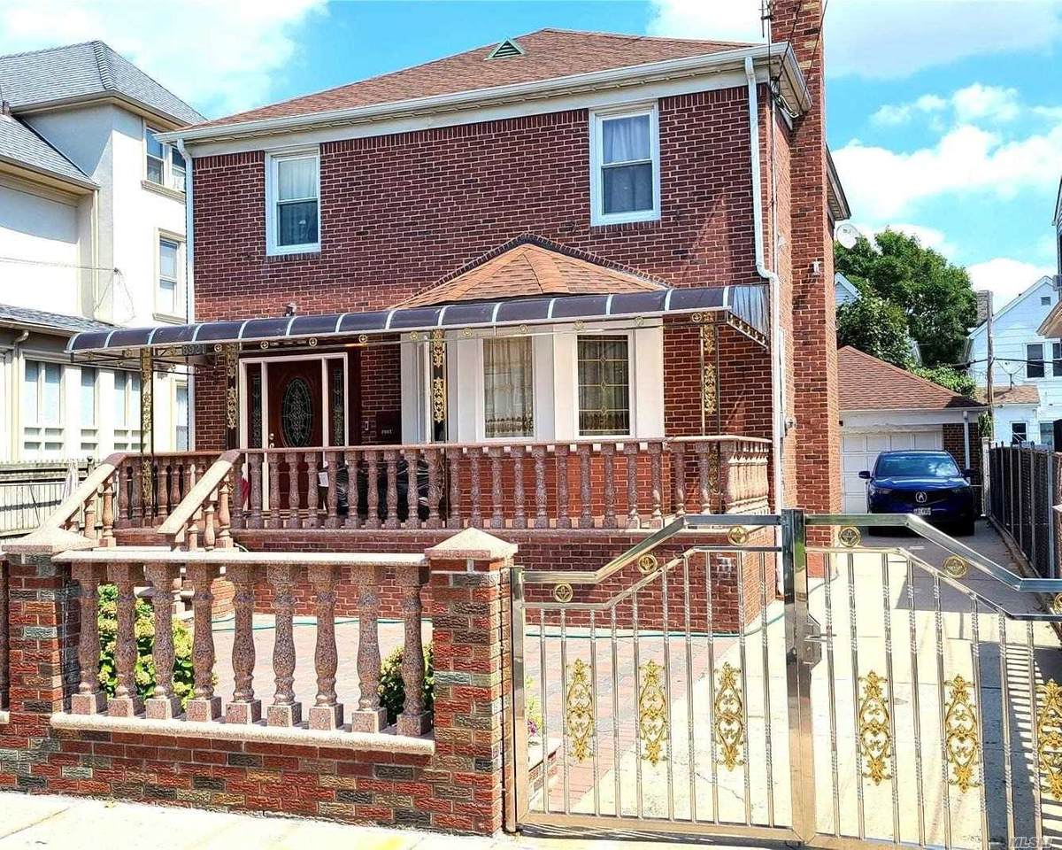 89-21 117th Street - Photo 1