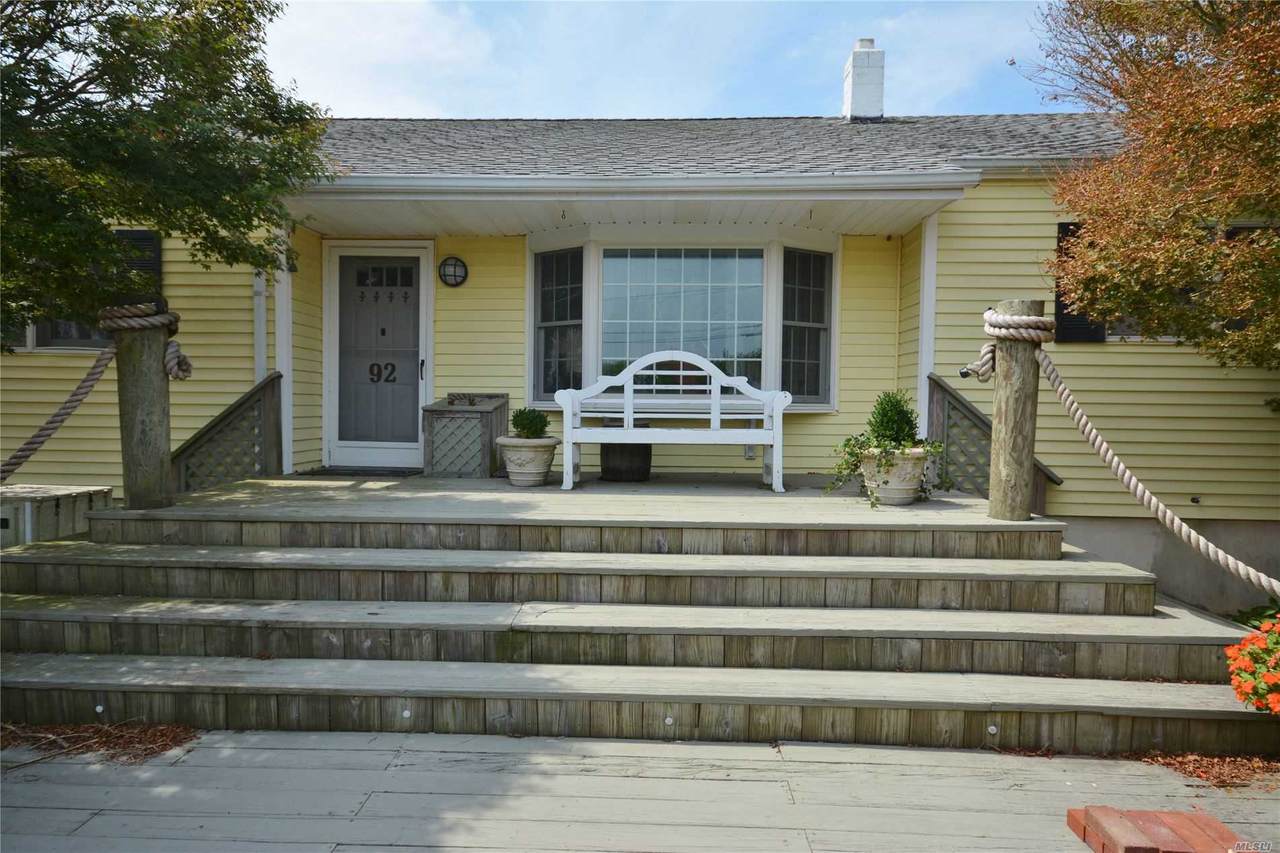 92 Grandview Drive - Photo 1