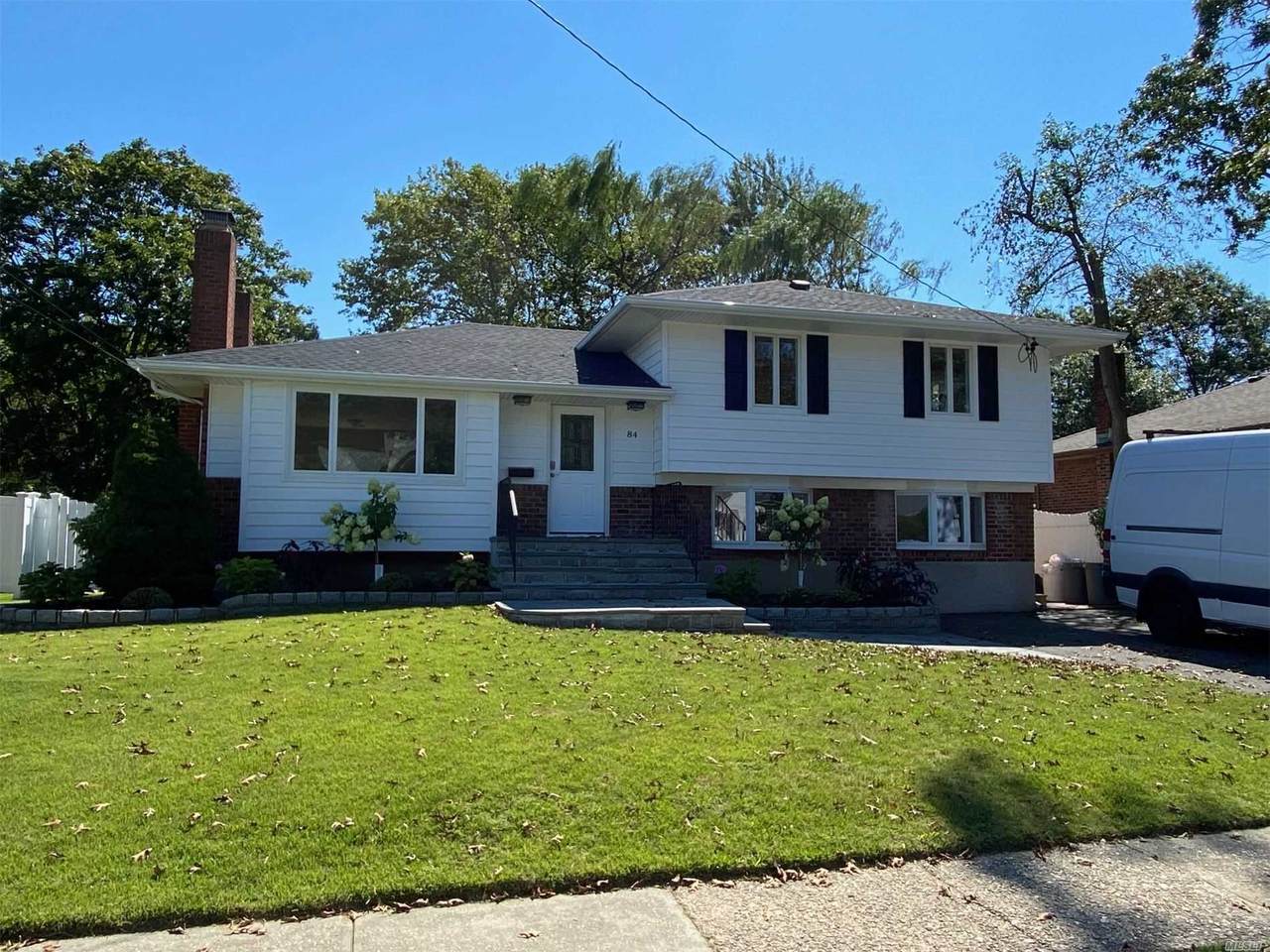 84 Block Boulevard - Photo 1