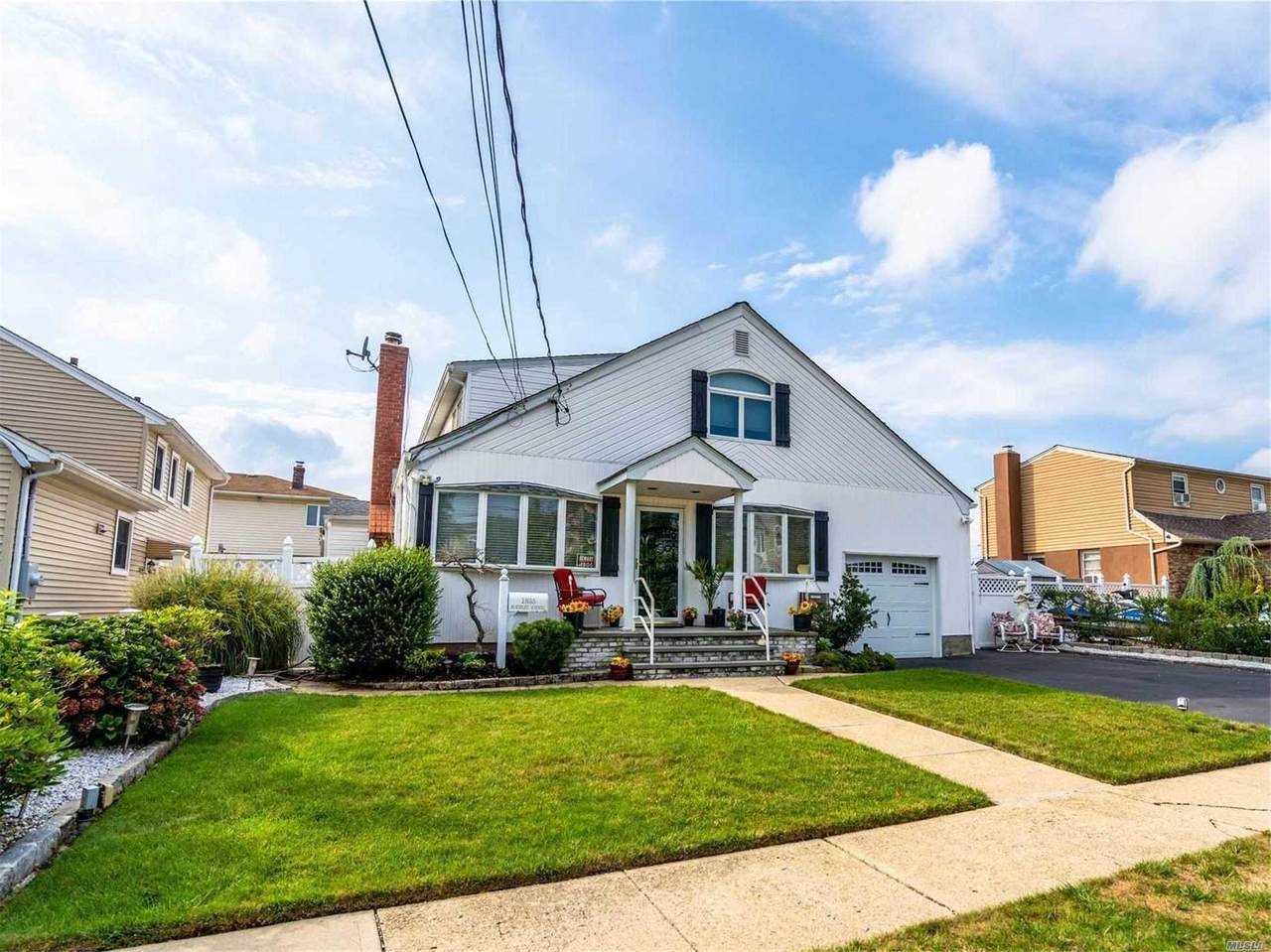 1835 Mckinley Avenue - Photo 1