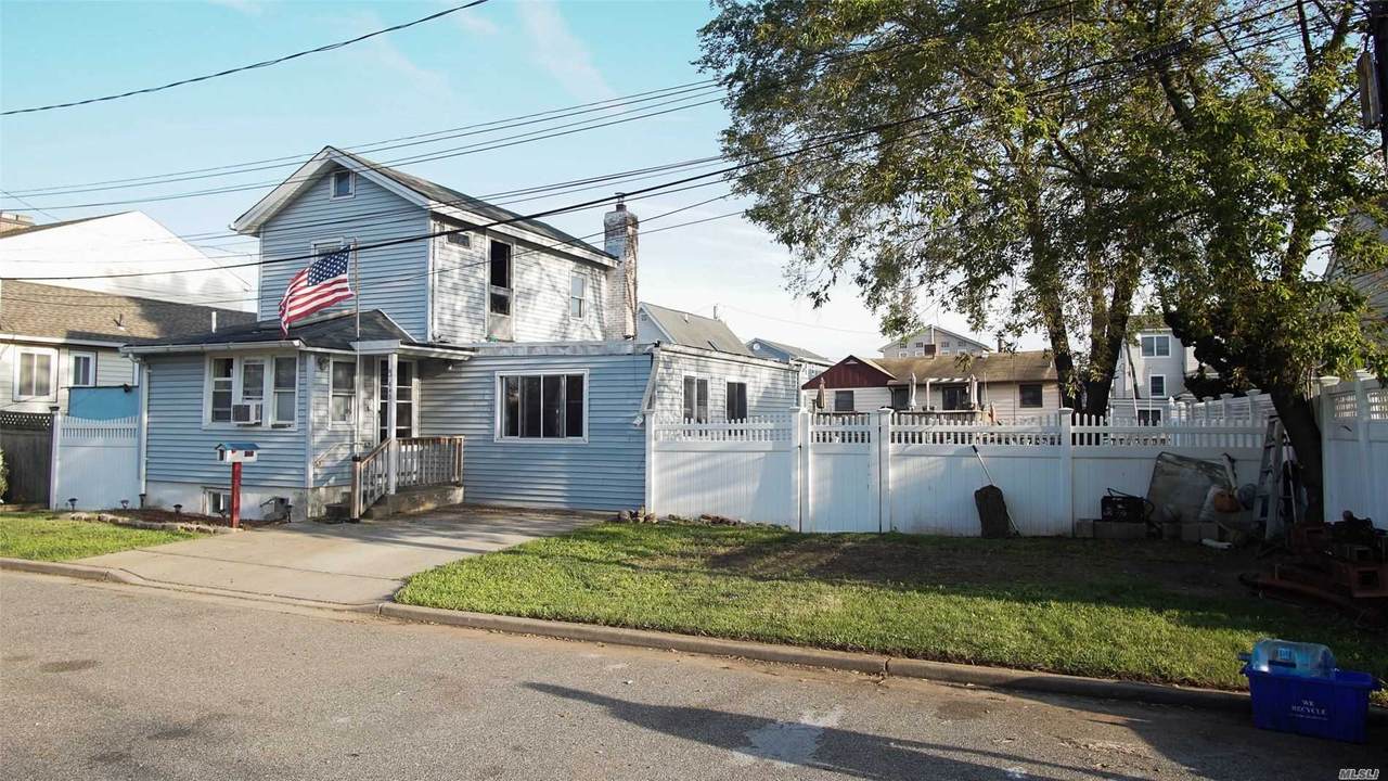 640 Warren Street - Photo 1