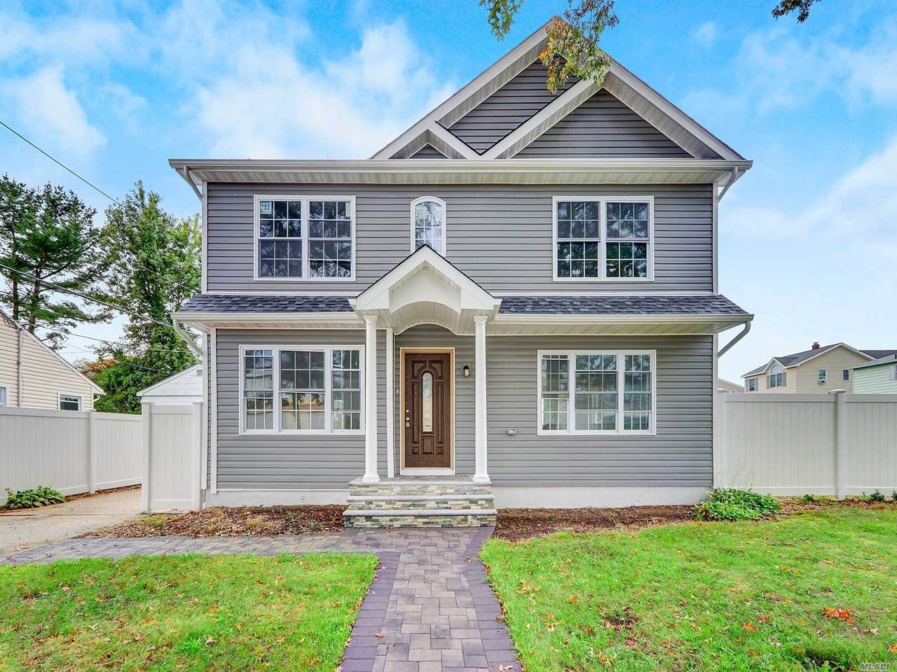 34 Bloomingdale Road - Photo 1