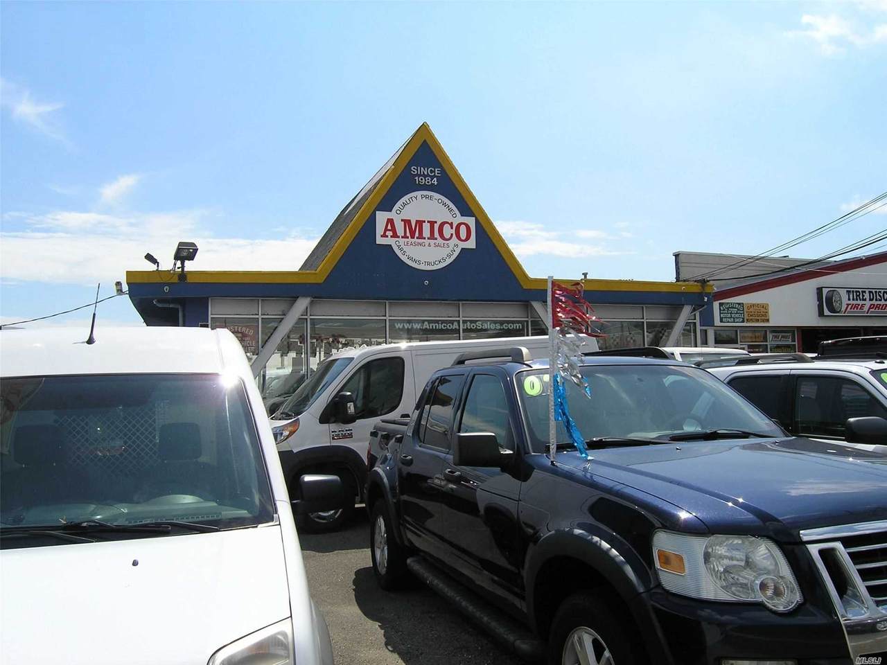 3914 Hempstead Tpike Turnpike - Photo 1