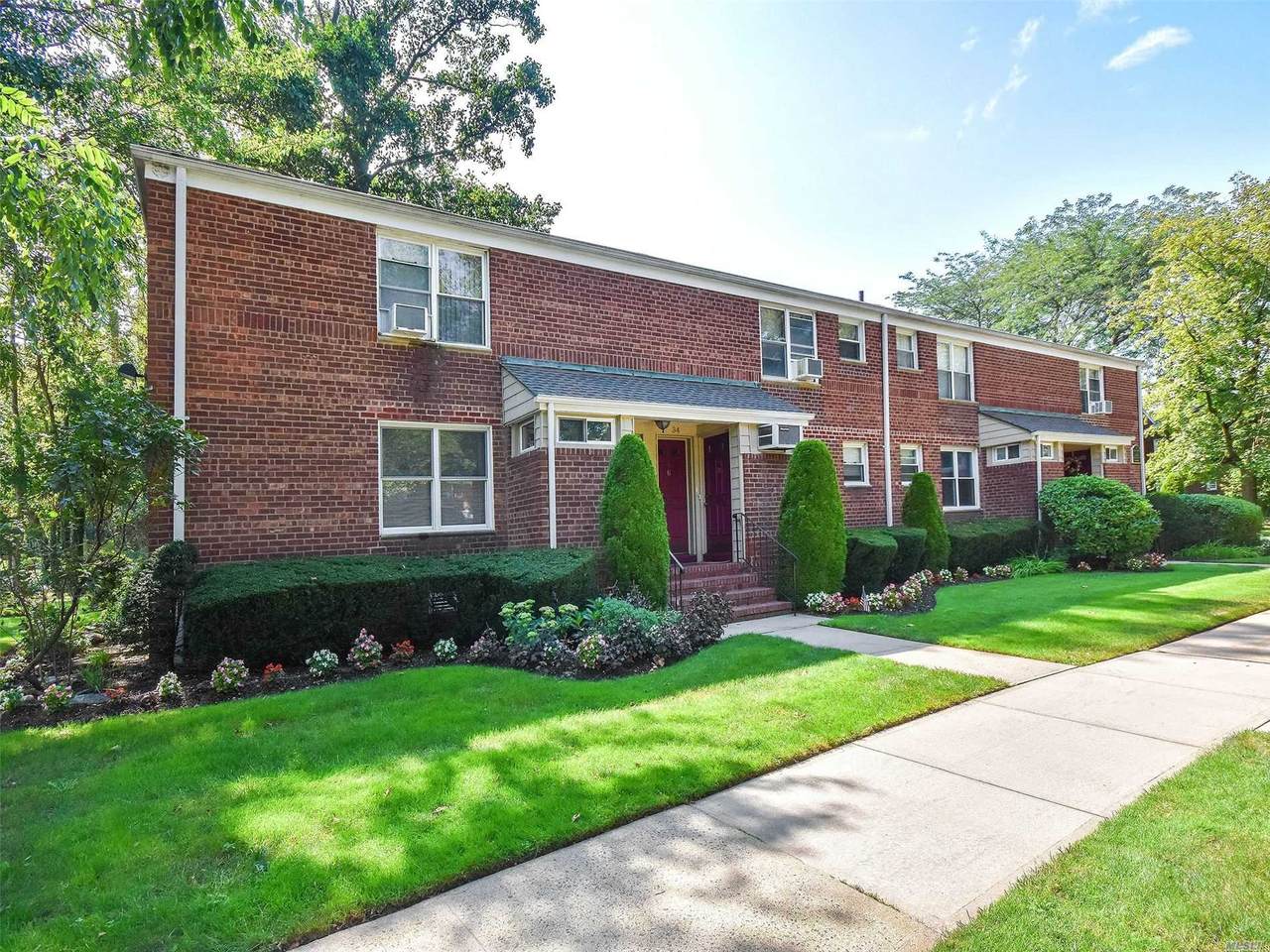 32 Edwards Street - Photo 1