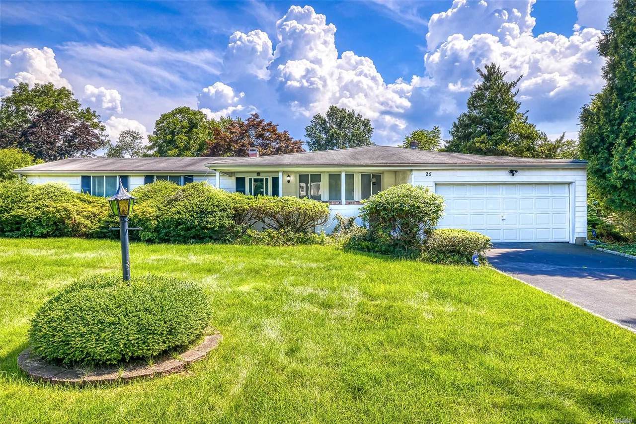 95 University Heights Drive - Photo 1