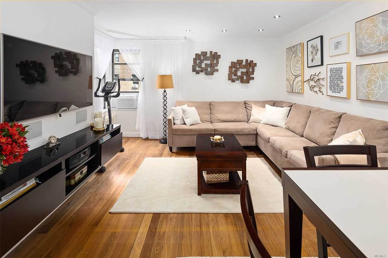 83-15 98th Street - Photo 1