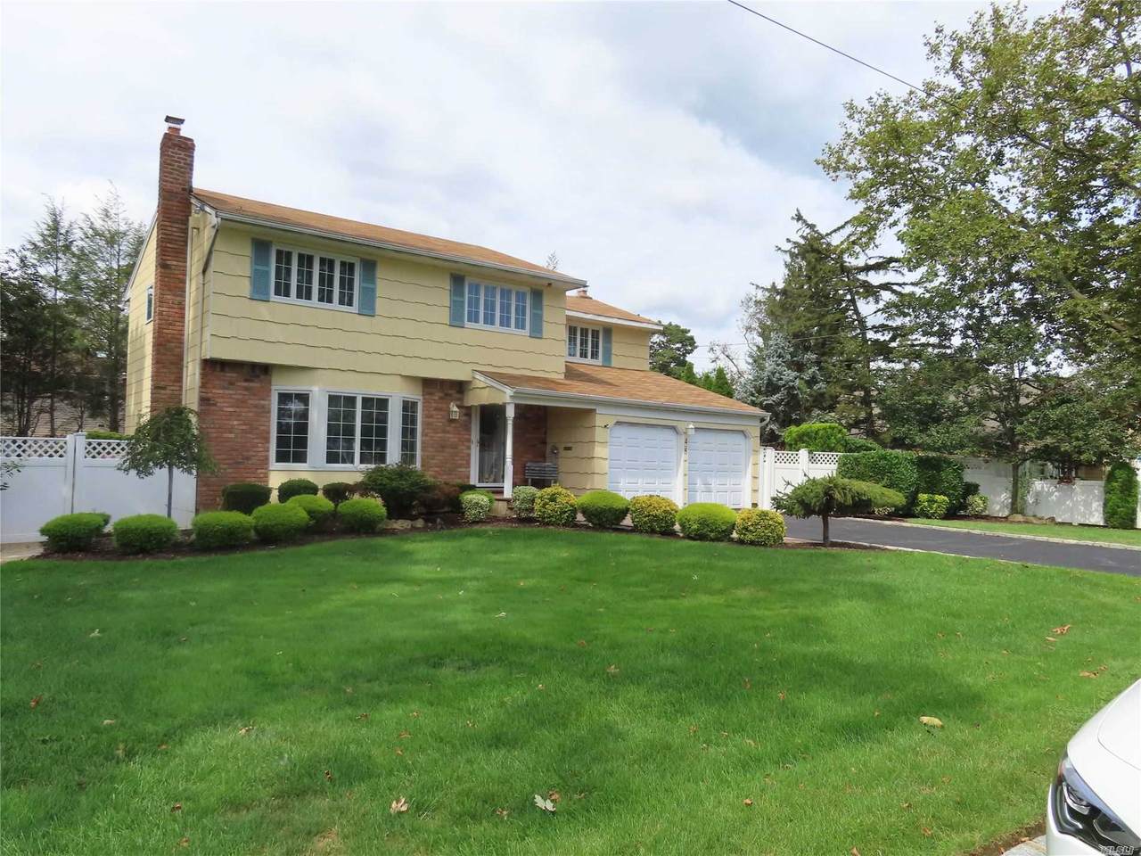 48 Pacific Avenue - Photo 1