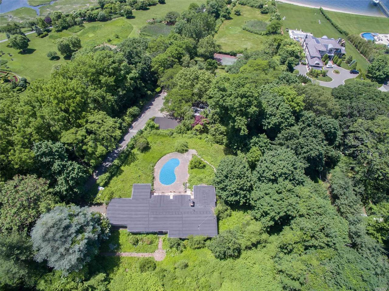 101 Cedar Knoll Drive - Photo 1