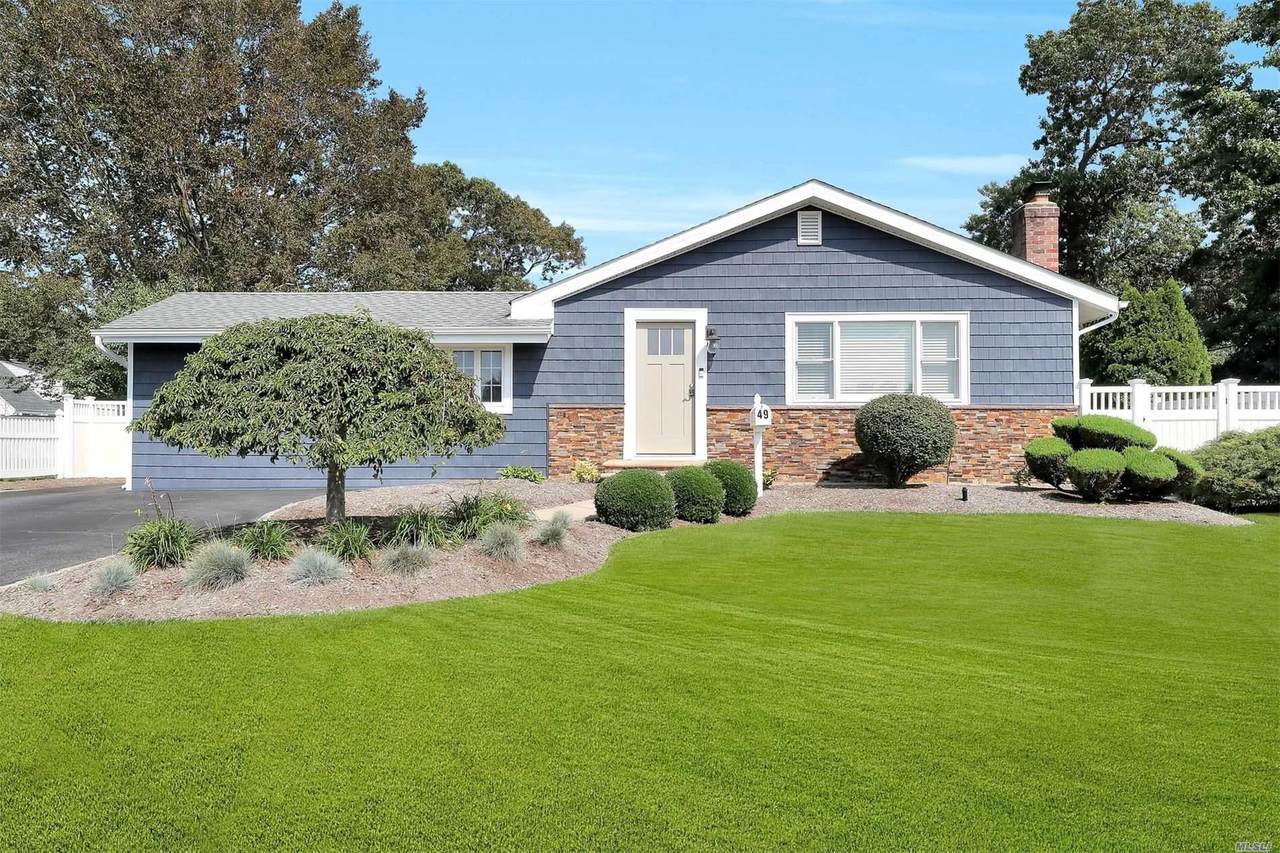 49 Pickwick Drive - Photo 1