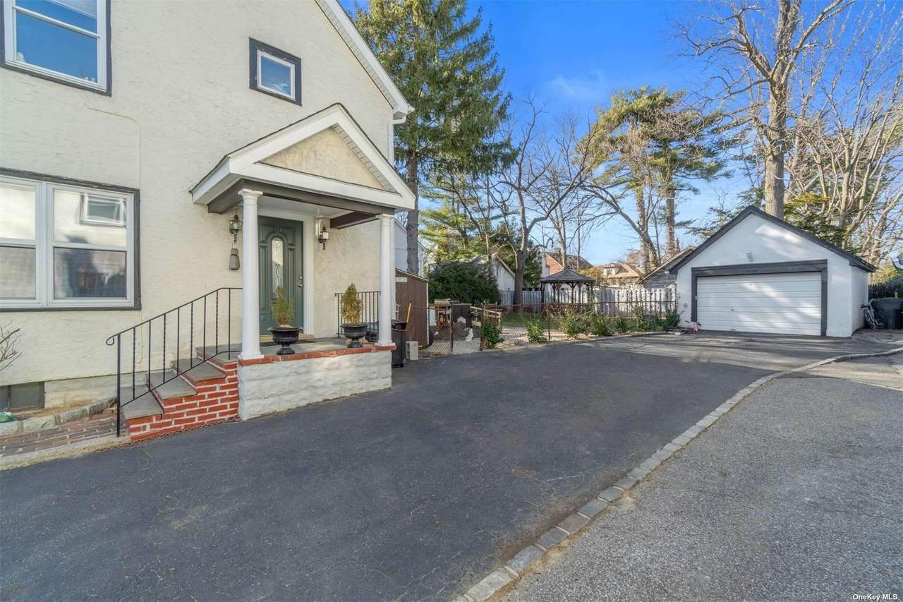 79 Grace Avenue - Photo 1