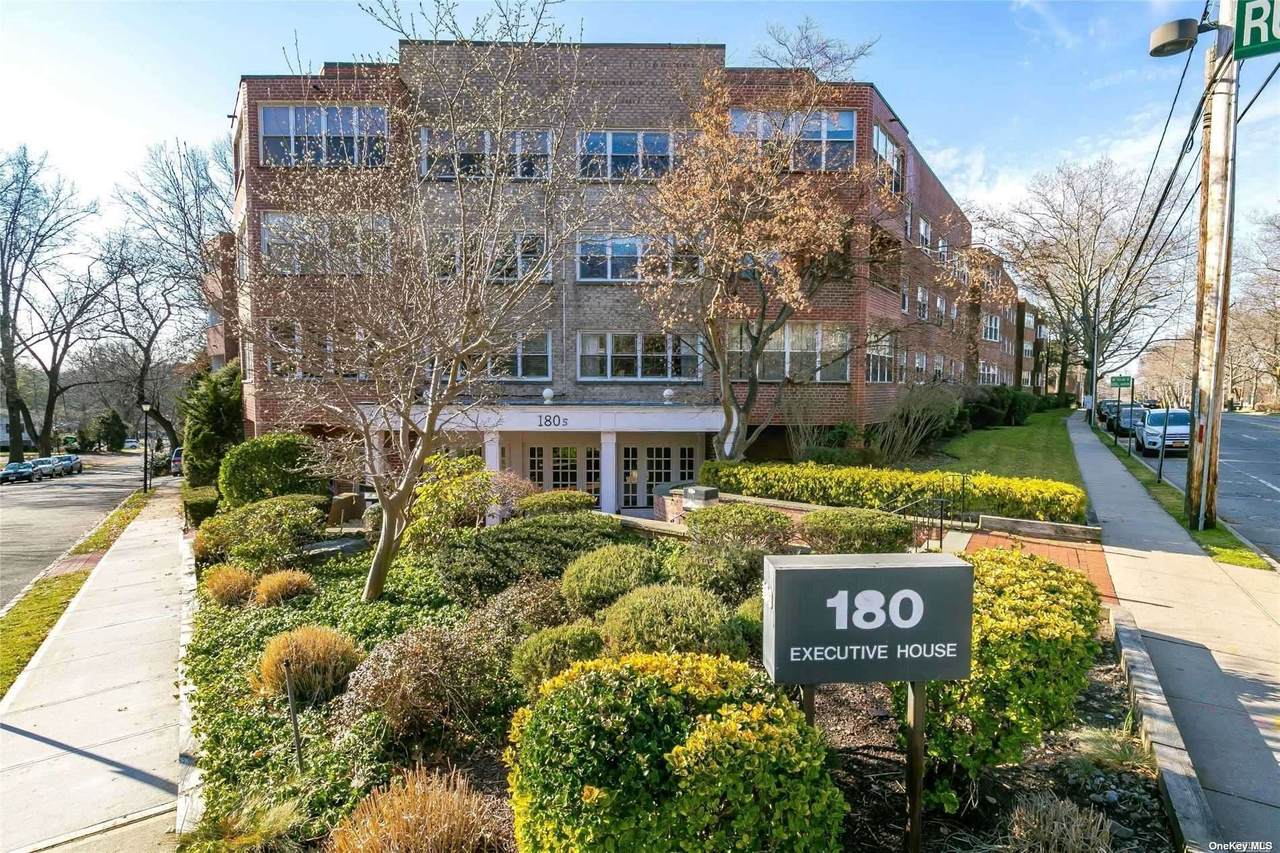 180 Middle Neck Road - Photo 1