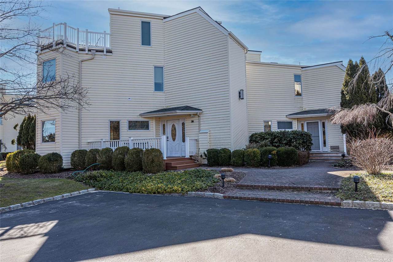 8 Apaucuck Point Road - Photo 1