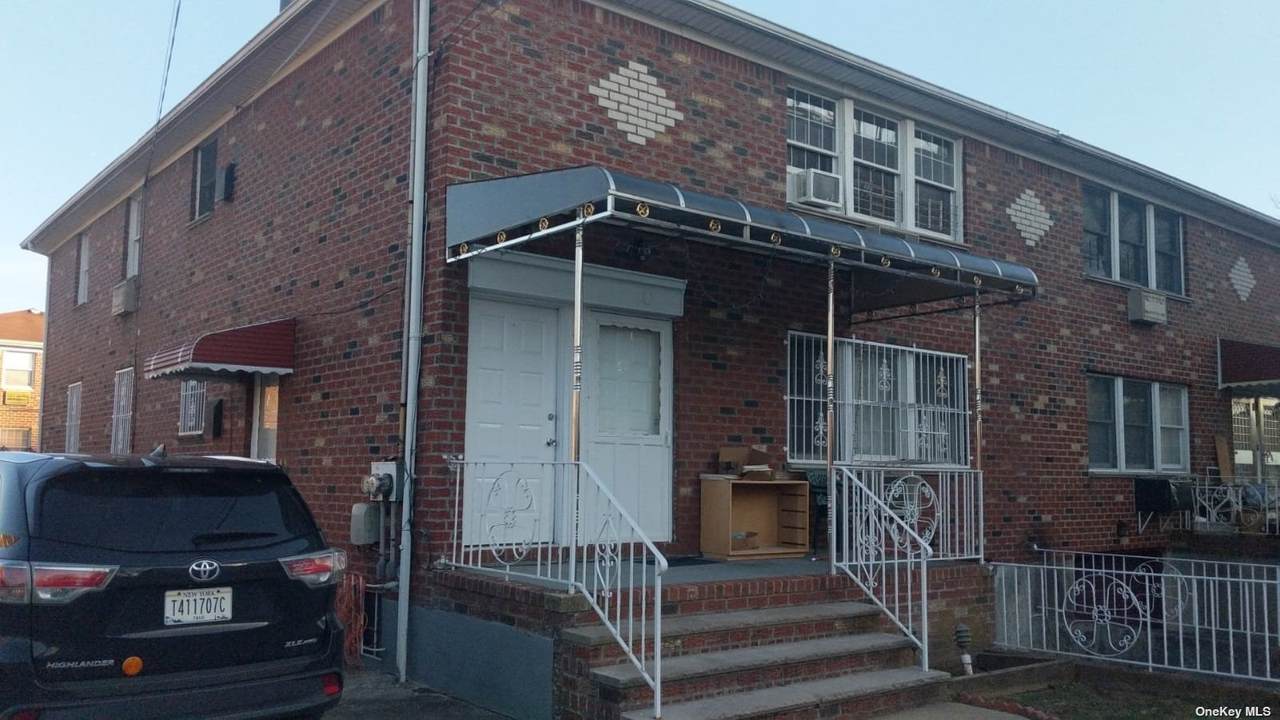 88-61 Ransom Street - Photo 1