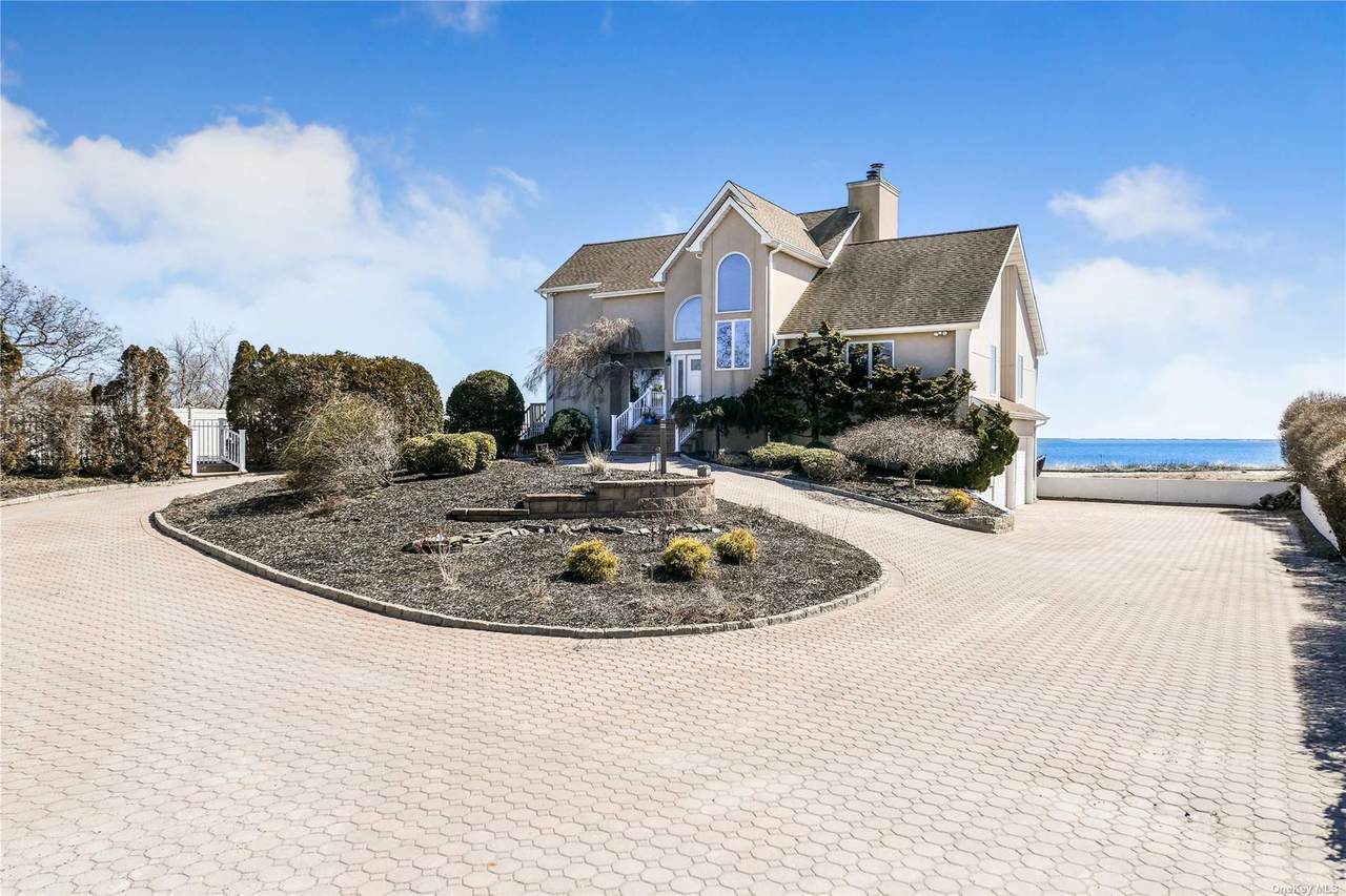 2 Atlantic Avenue - Photo 1