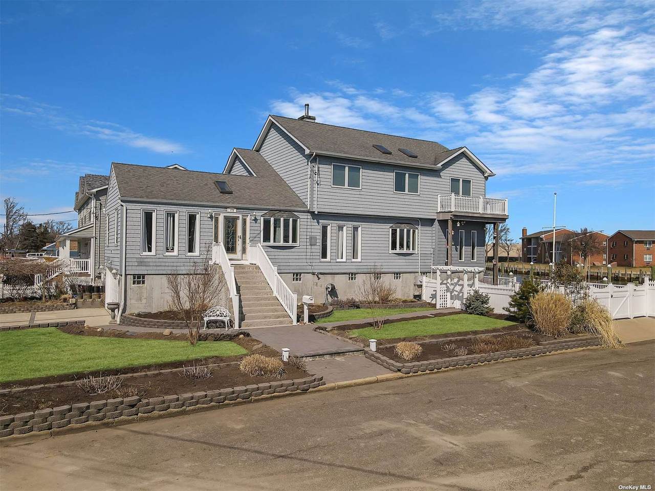 172 Lake Drive - Photo 1