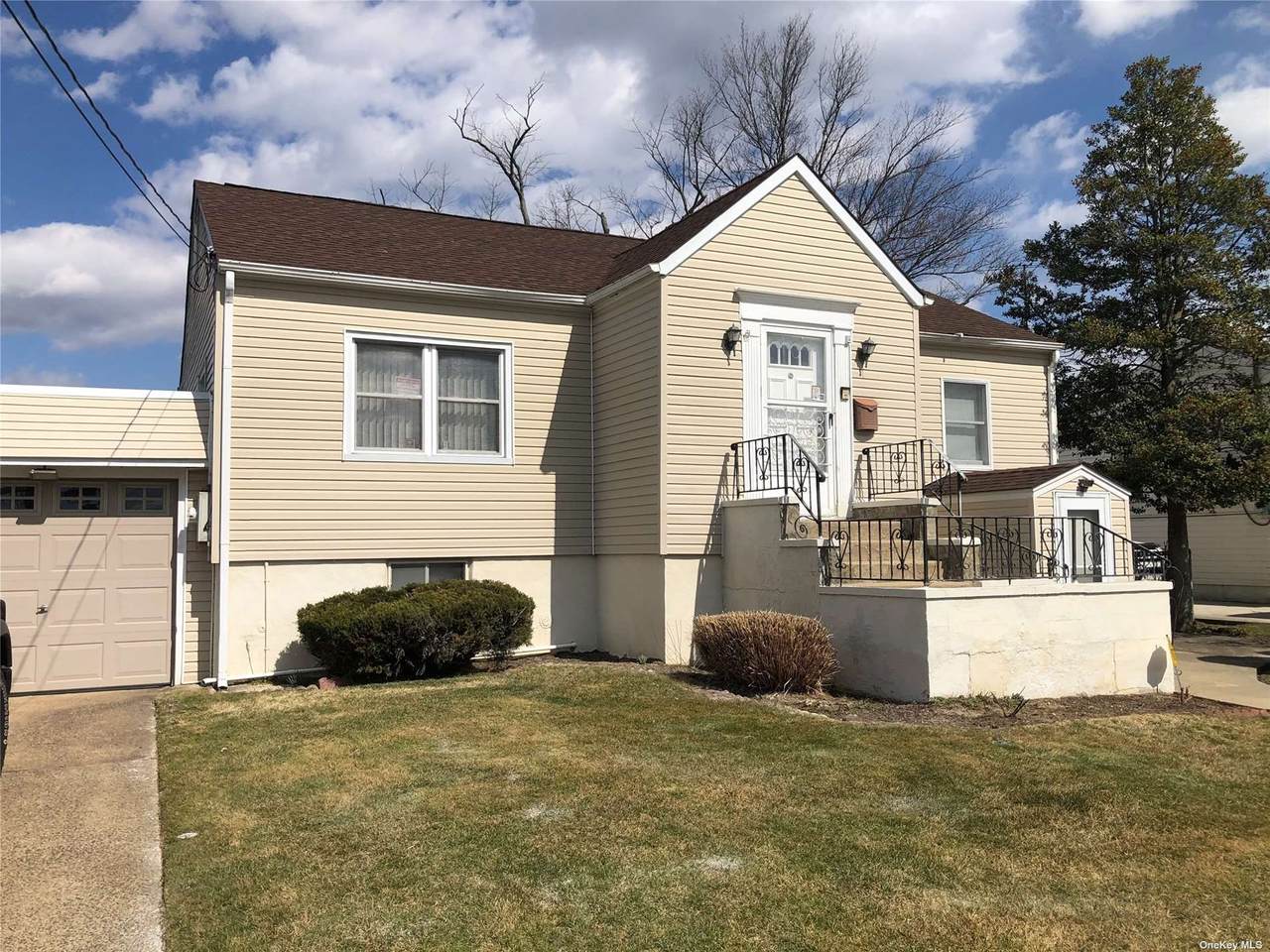 46 Lawrence Street - Photo 1