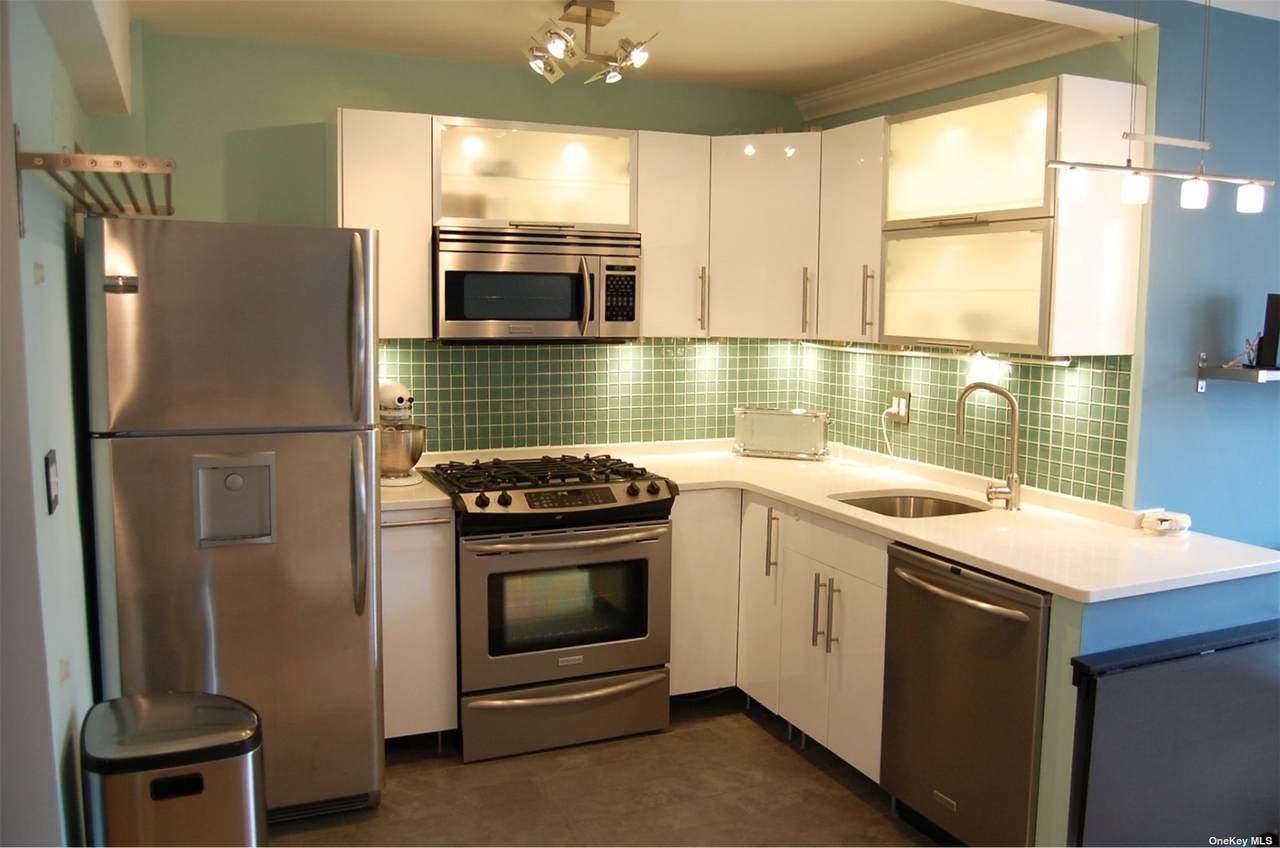 130 Hicks Street - Photo 1
