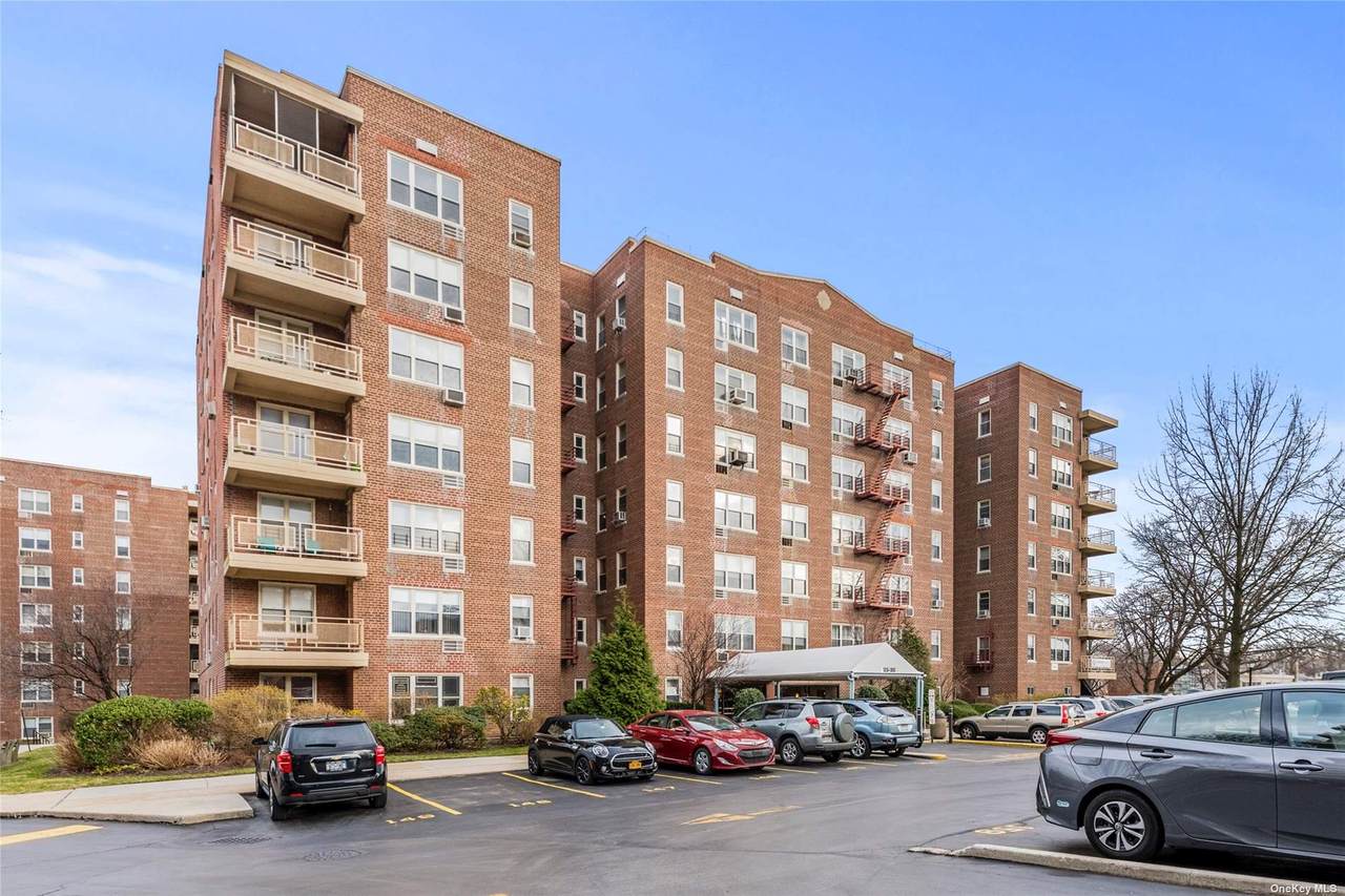23-35 Bell Boulevard - Photo 1