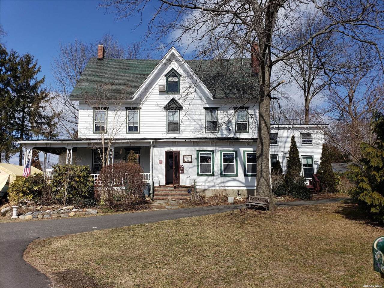375 Main Street - Photo 1