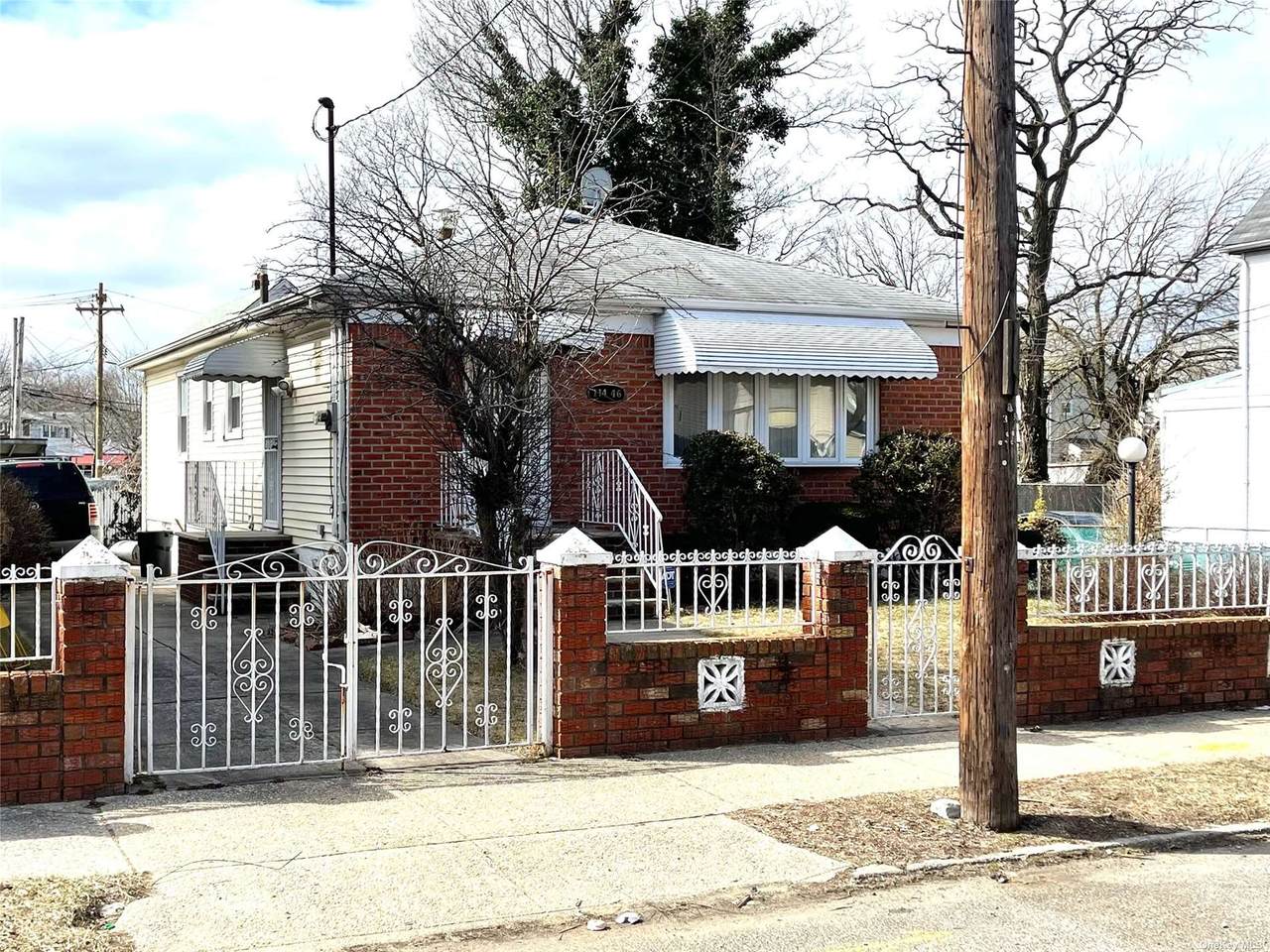 114-46 158 Street - Photo 1