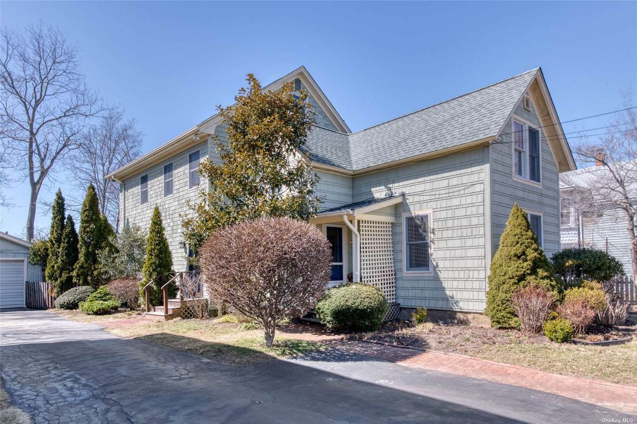 625 2nd Street - Photo 1