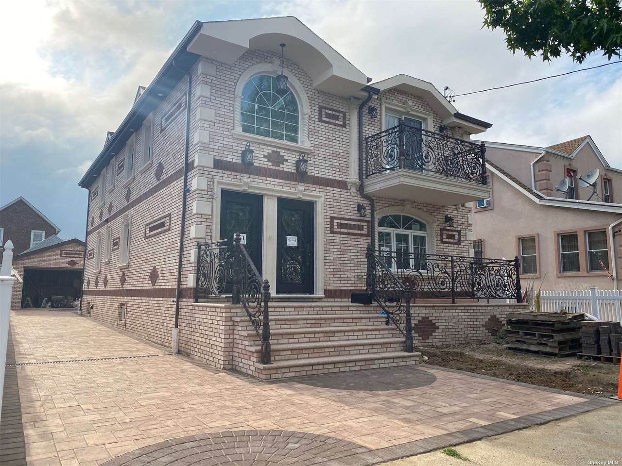 133-42 127 Street - Photo 1