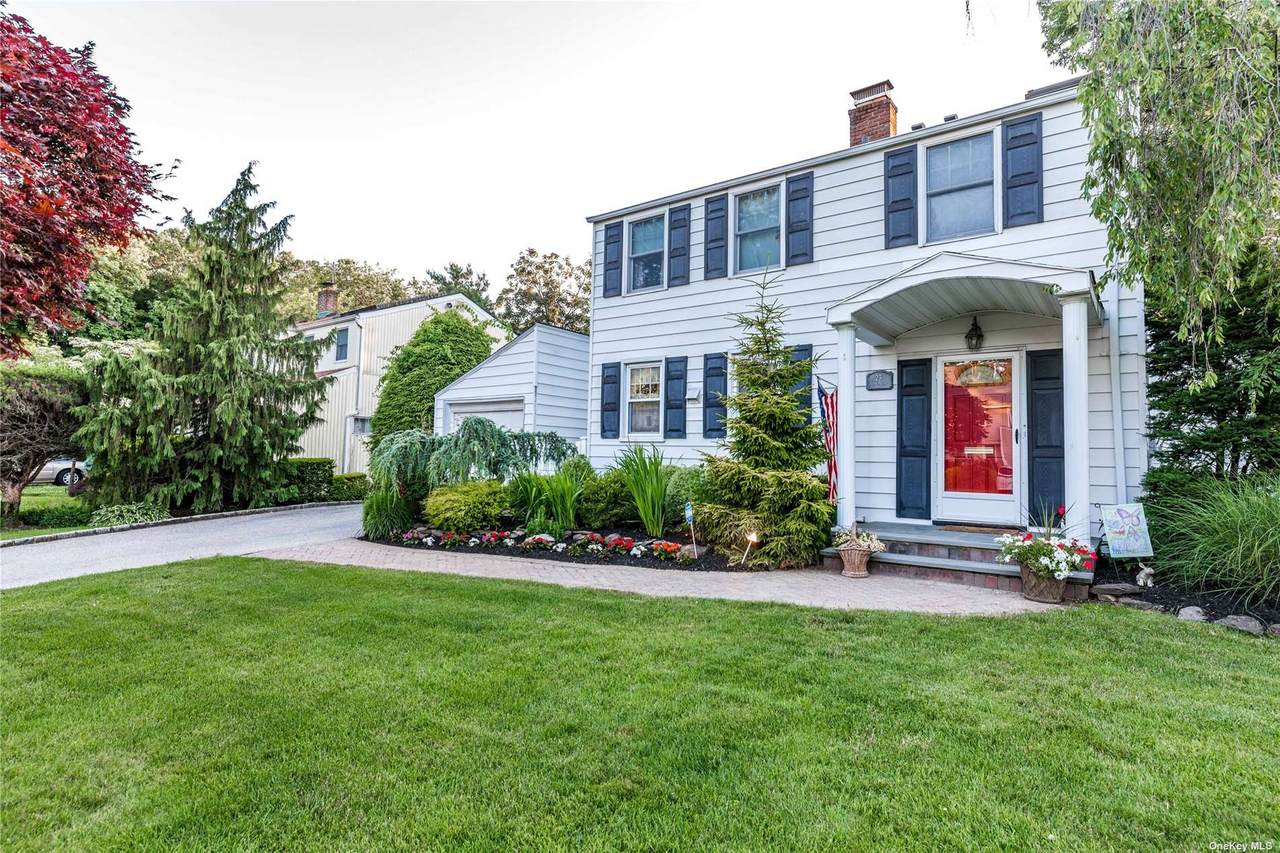 23 Flower Lane - Photo 1