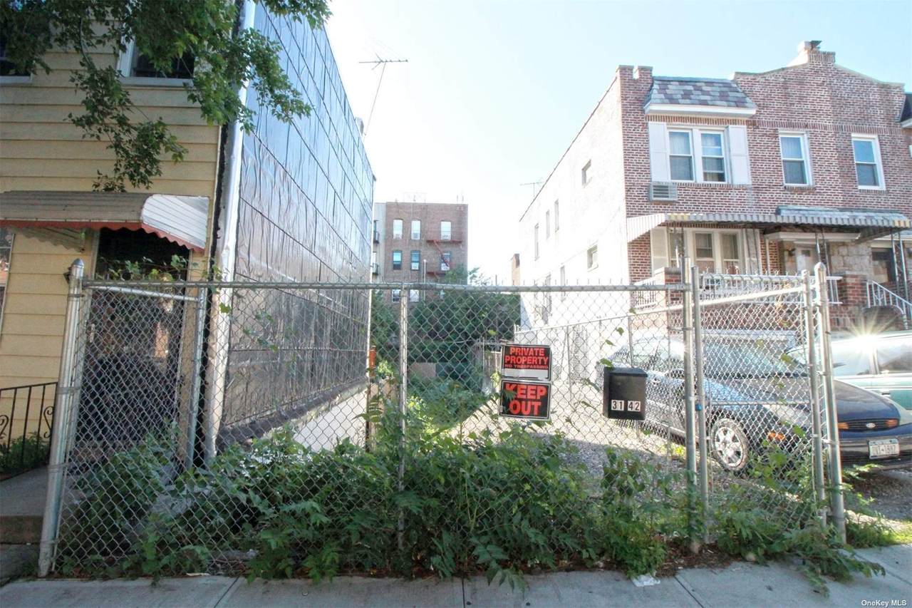 31-42 41st Street - Photo 1