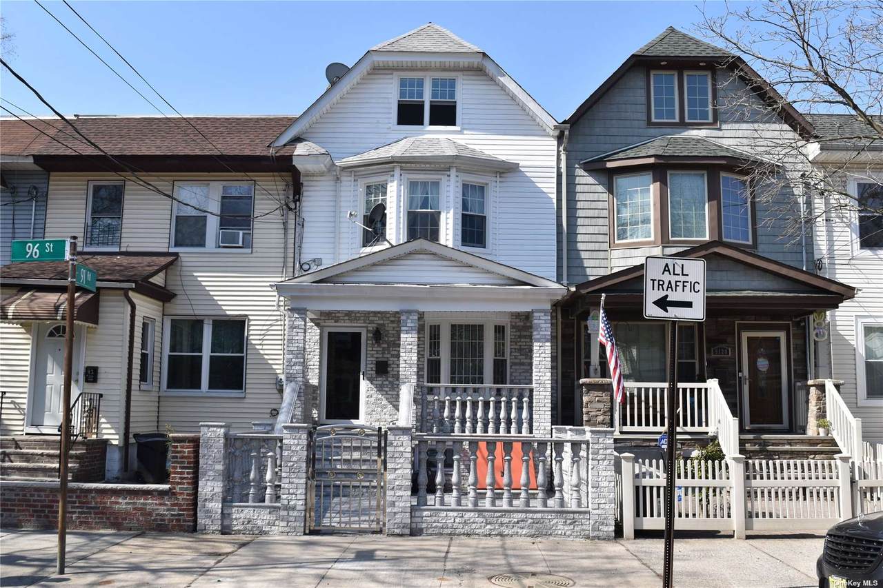 91-22 96 Street - Photo 1