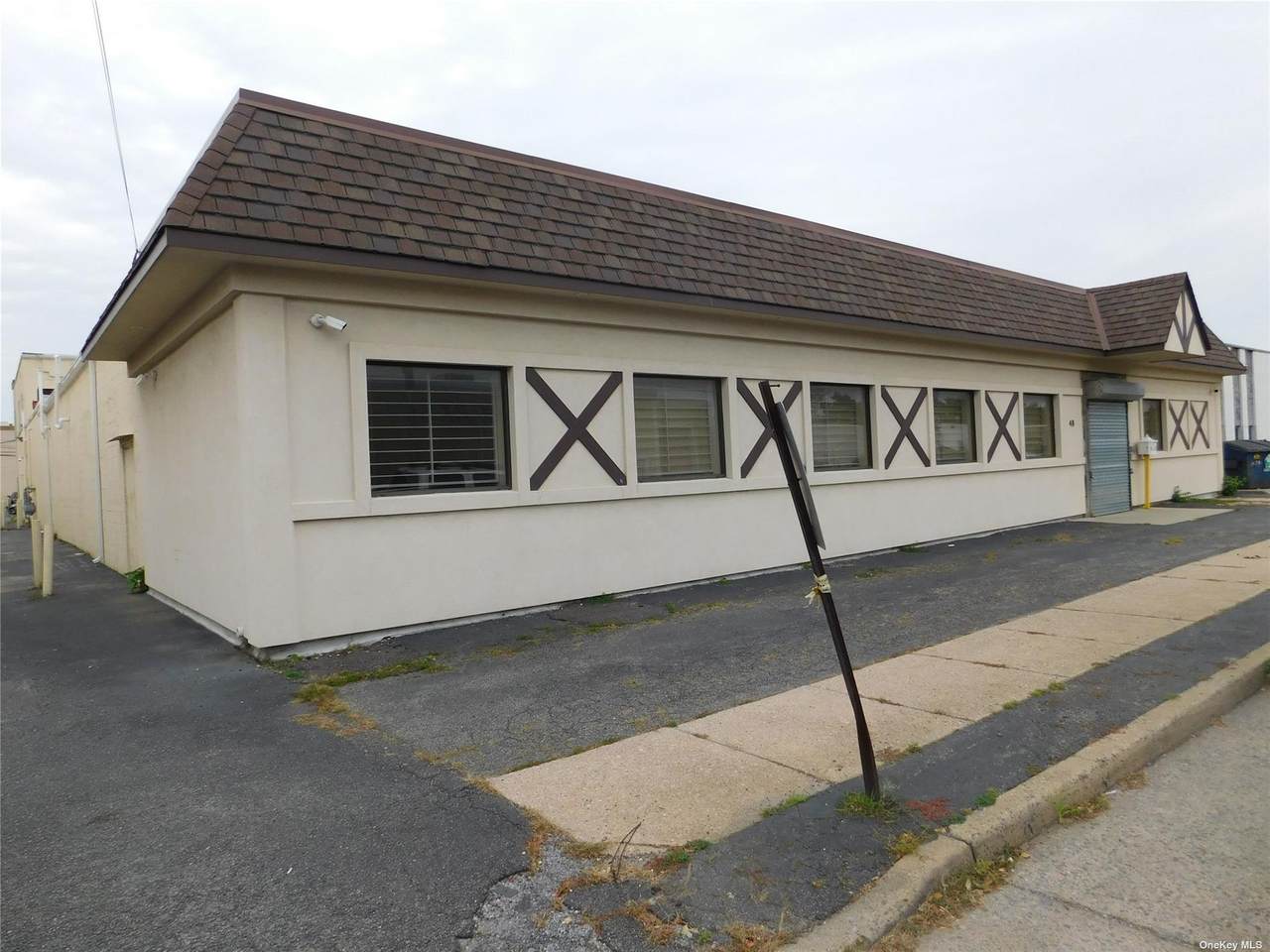 48 Sylvester Street - Photo 1