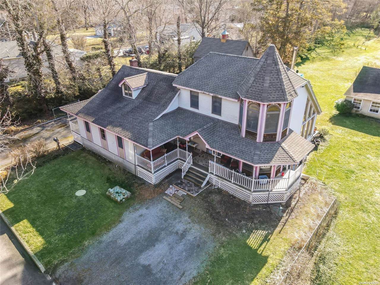 35 North Avenue - Photo 1