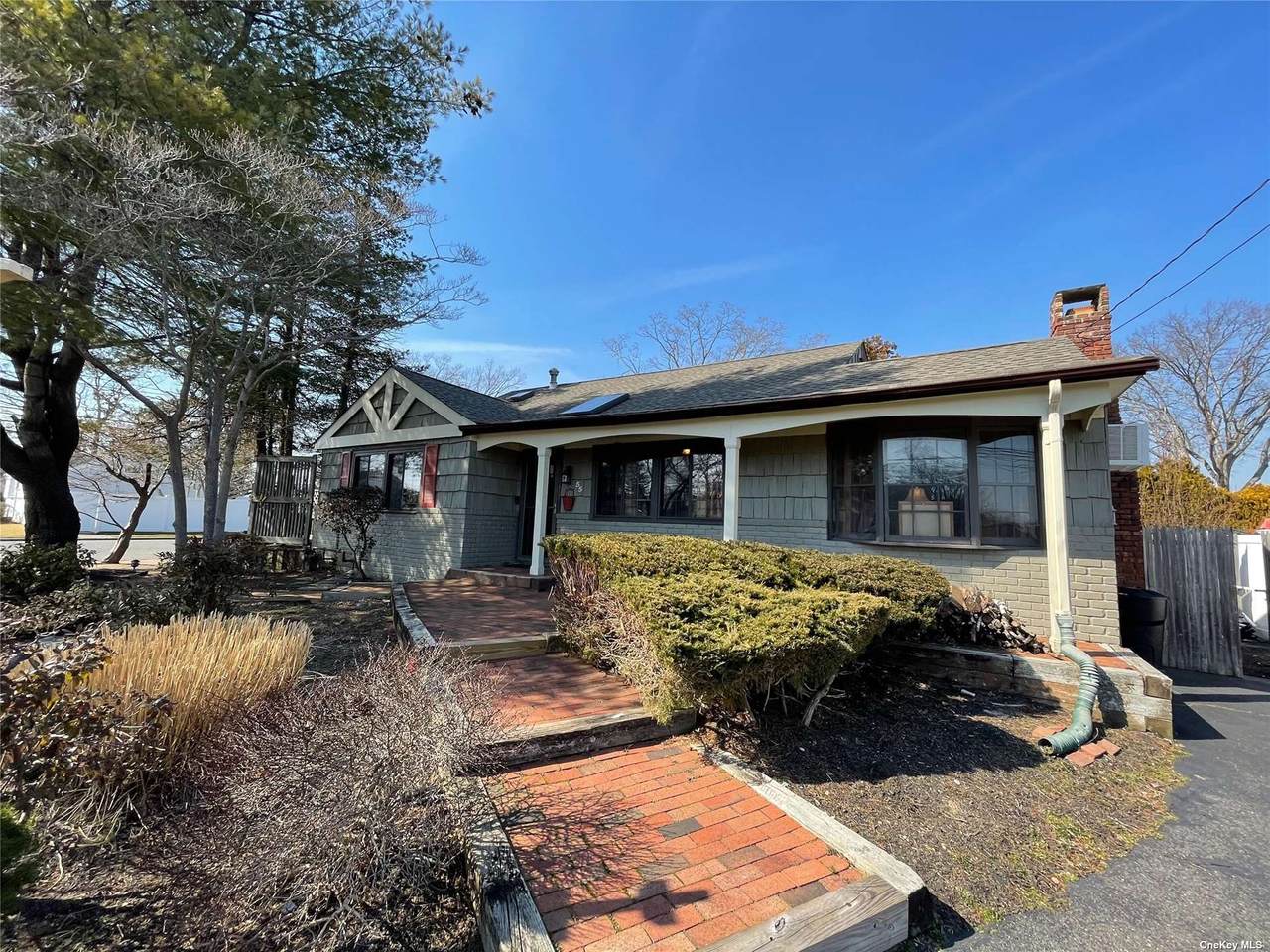 55 Winnecomac Avenue - Photo 1