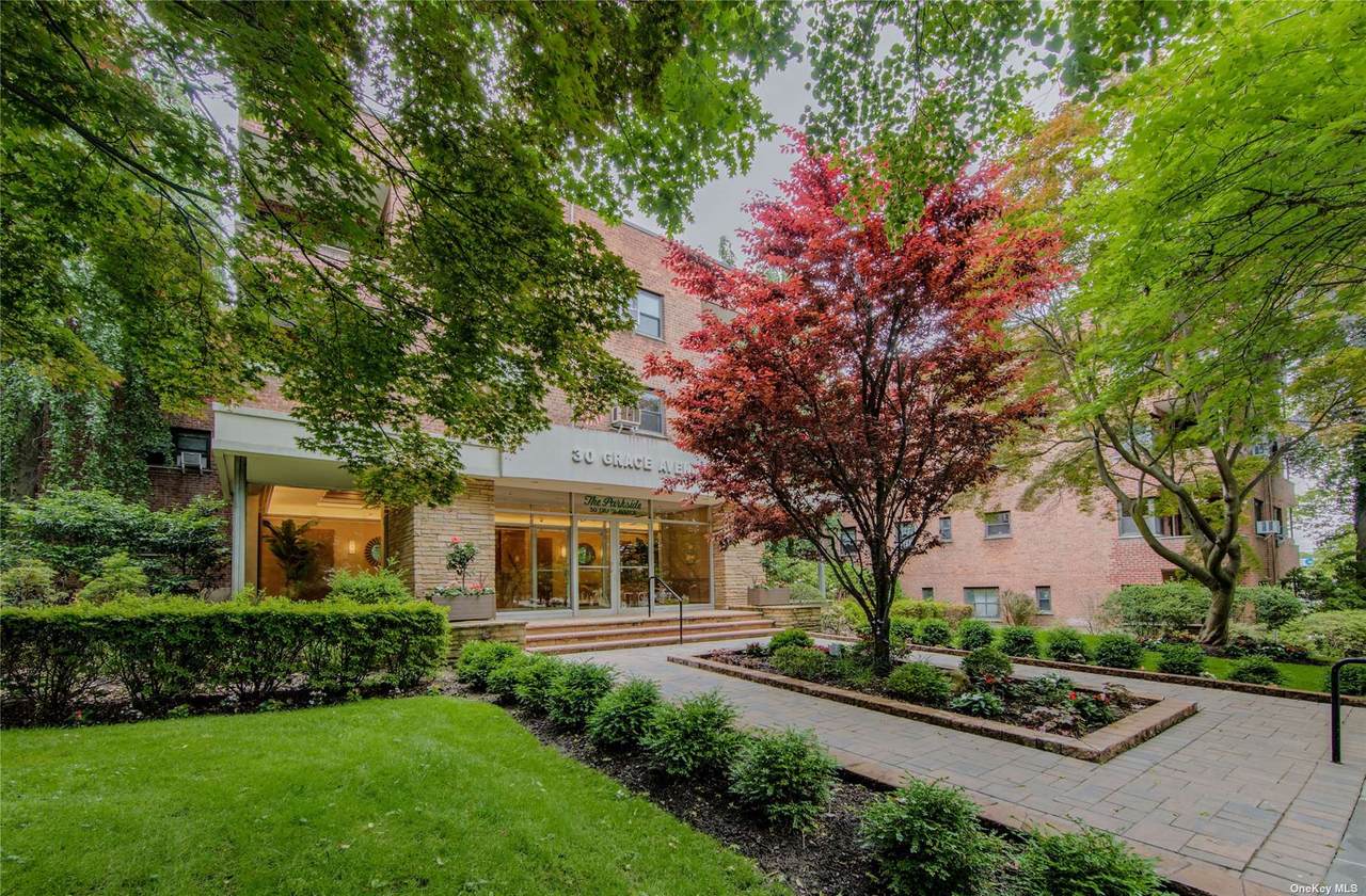 30 Grace Avenue - Photo 1