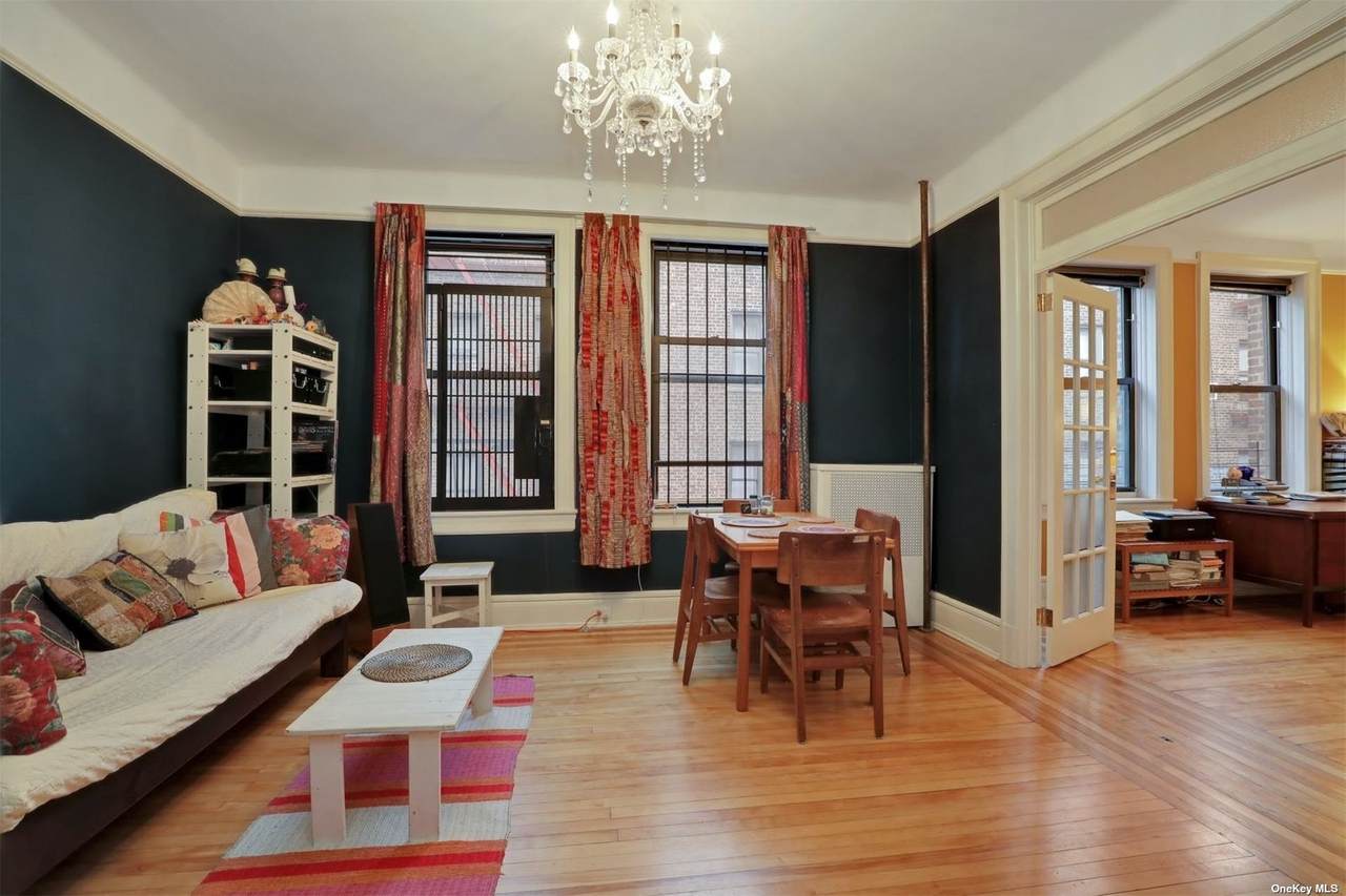 35-35 82 Street - Photo 1