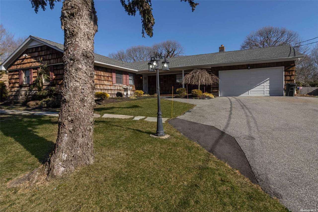 17 Miller Place Road - Photo 1