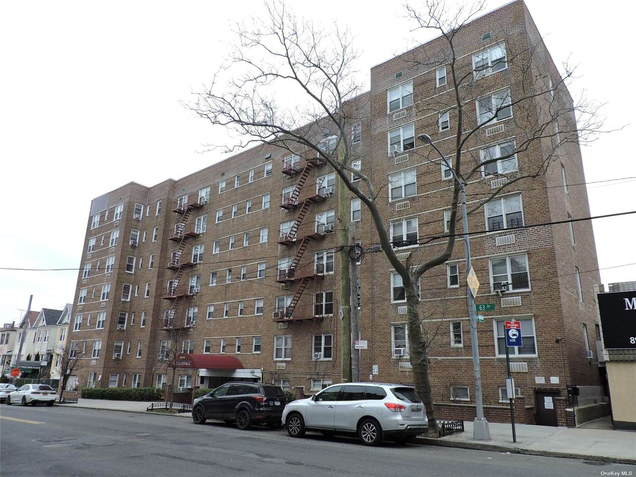 9002 63rd Drive - Photo 1