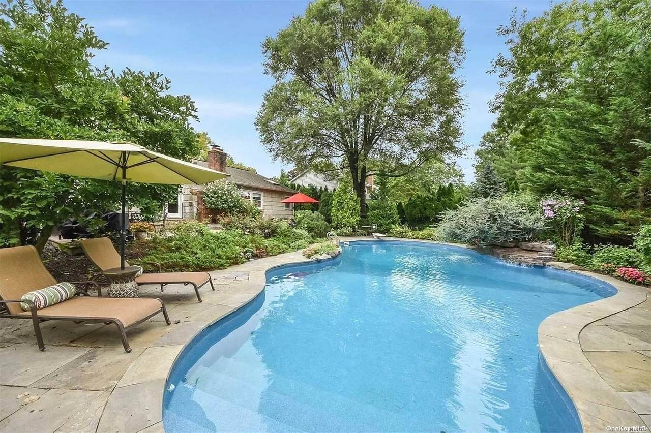 25 Eden Way - Photo 1