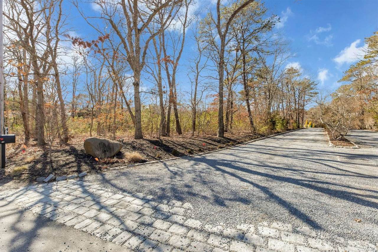 26 Box Tree Road - Photo 1