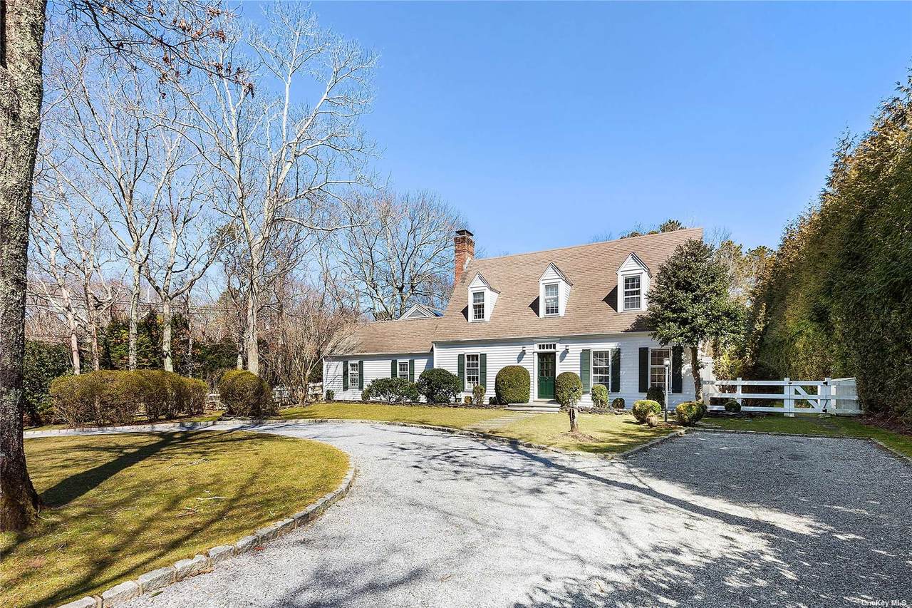 36 Squires Path - Photo 1