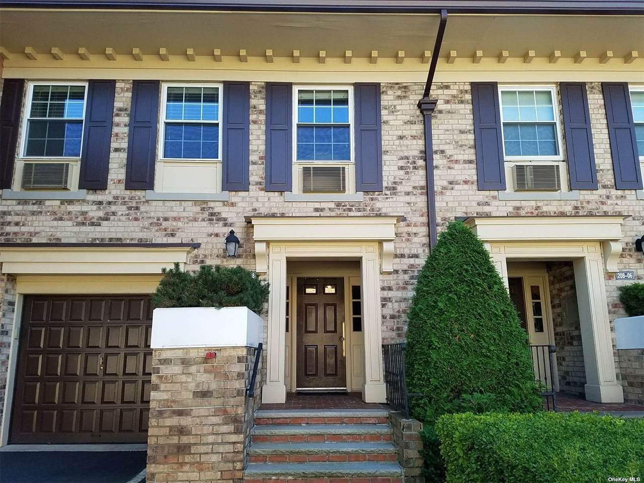 208-08 Robert Road - Photo 1