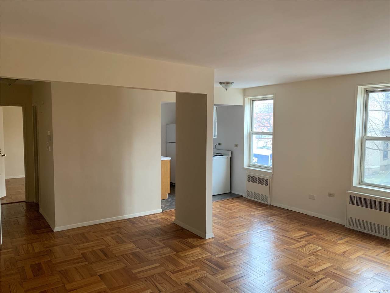 83-36 Beverly Rd - Photo 1