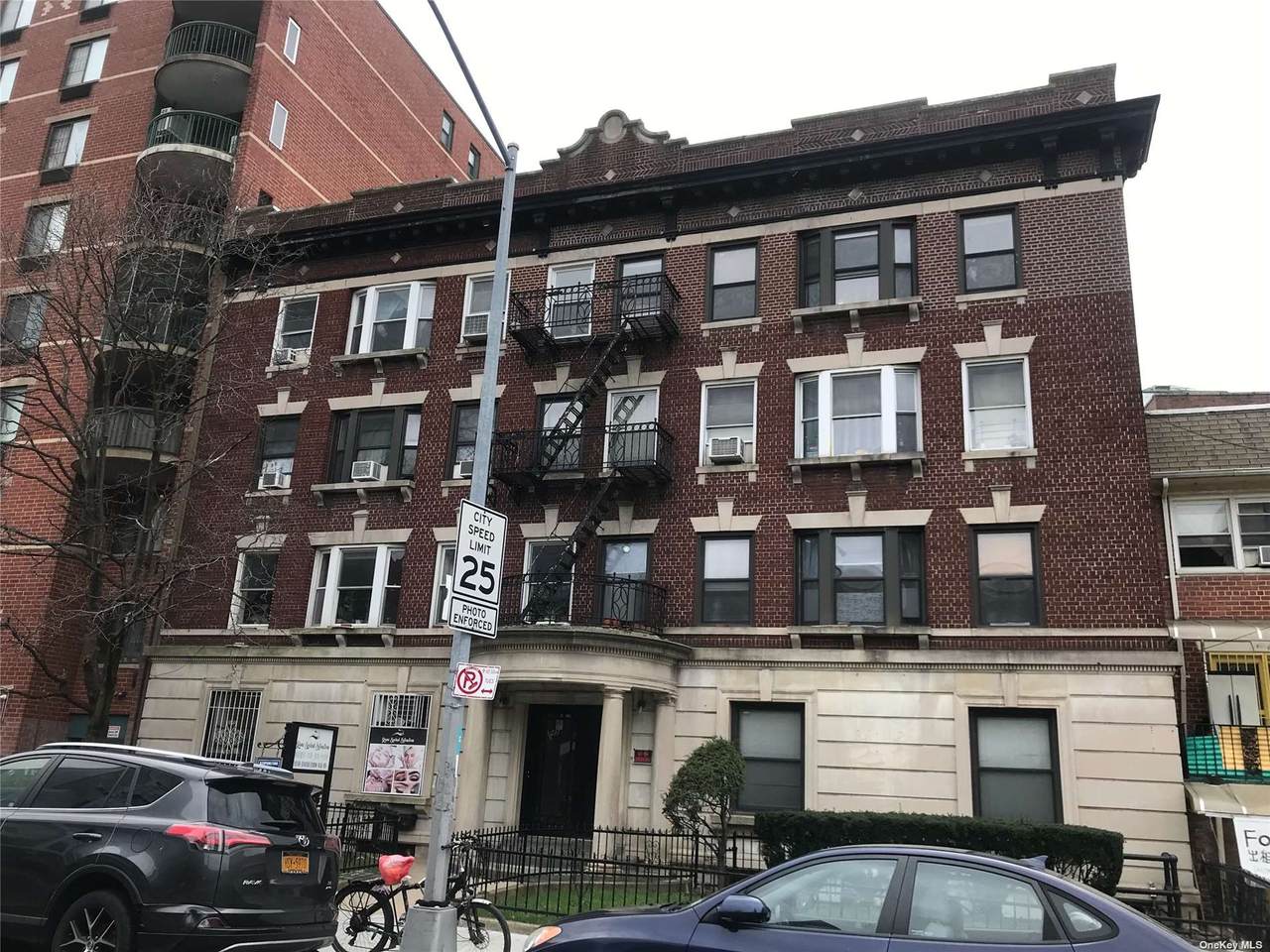 42-14 Union St - Photo 1