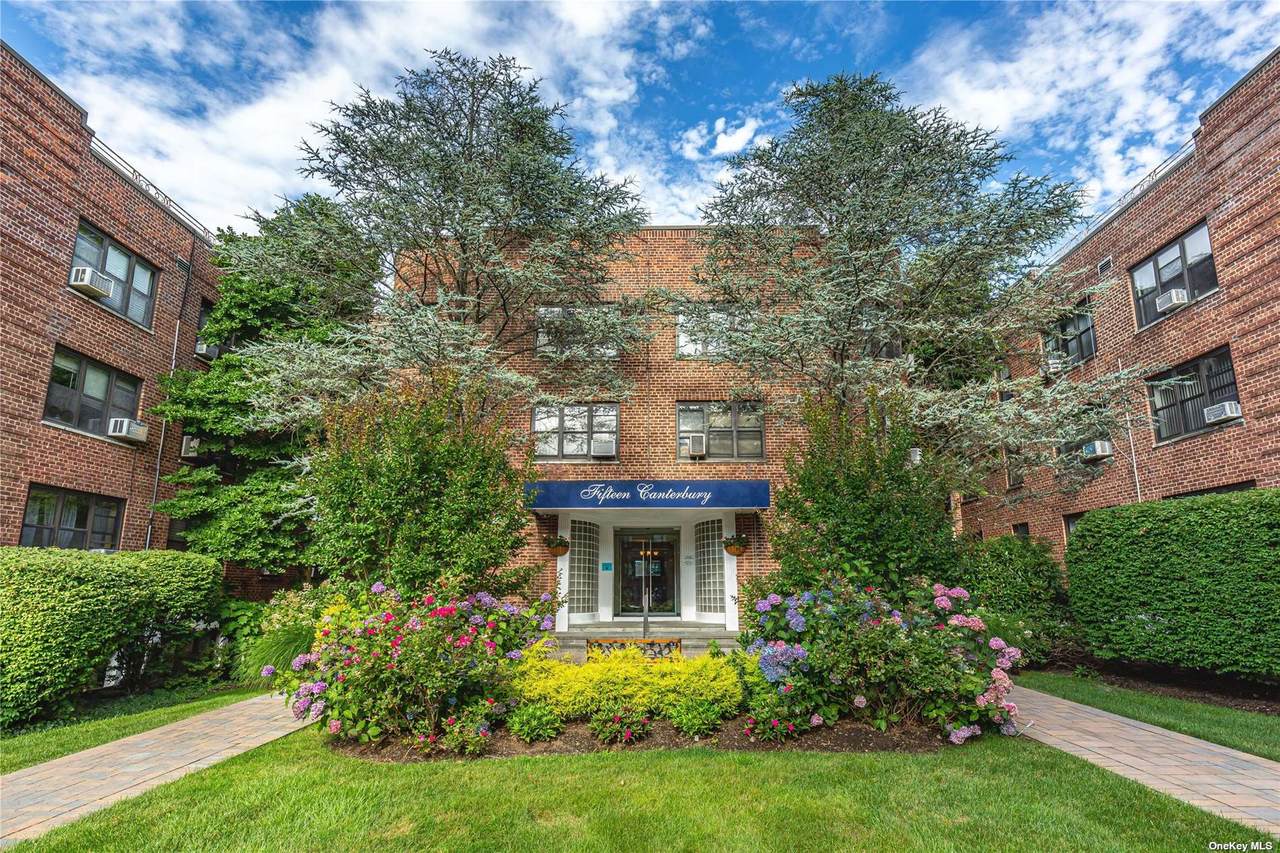 15 Canterbury Road - Photo 1