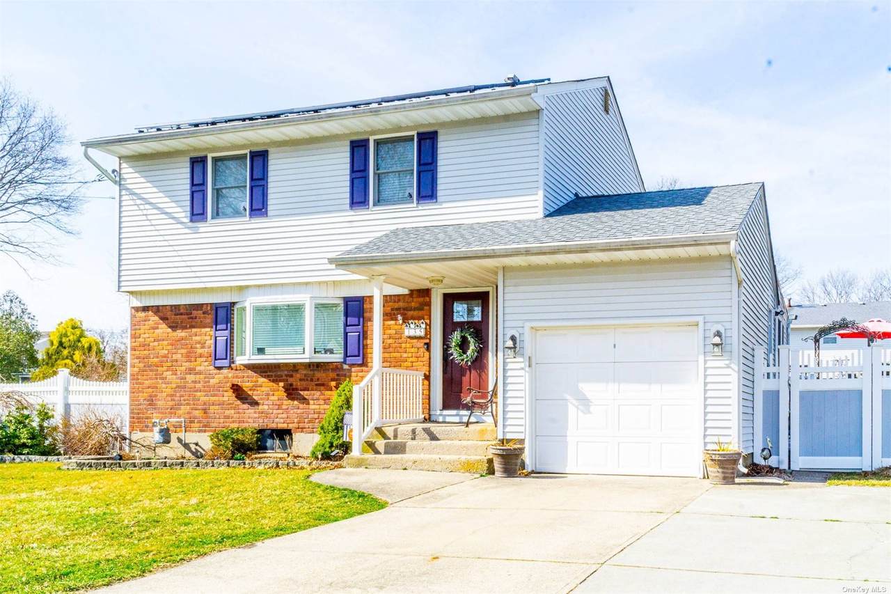 135 Sterling Street - Photo 1