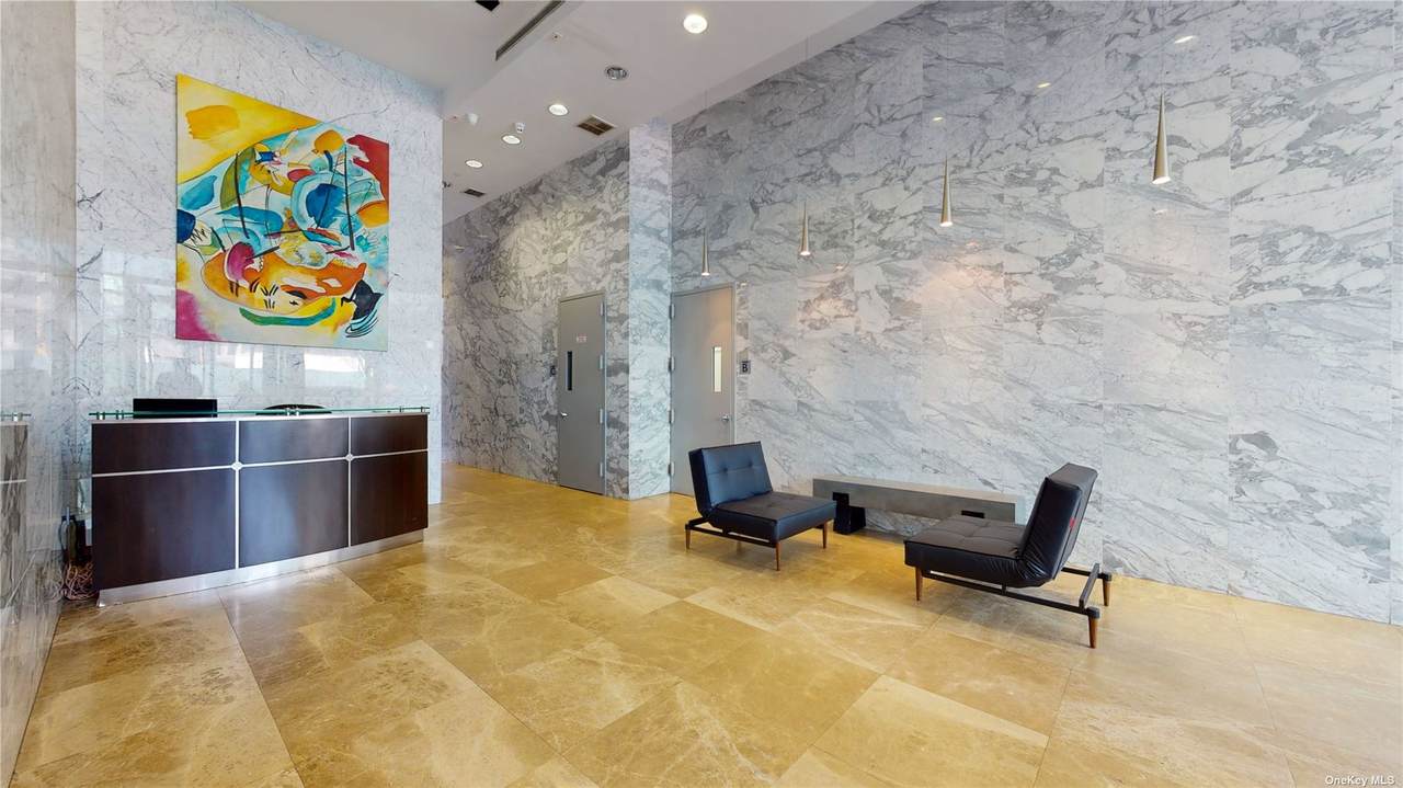 42-51 Hunter Street - Photo 1