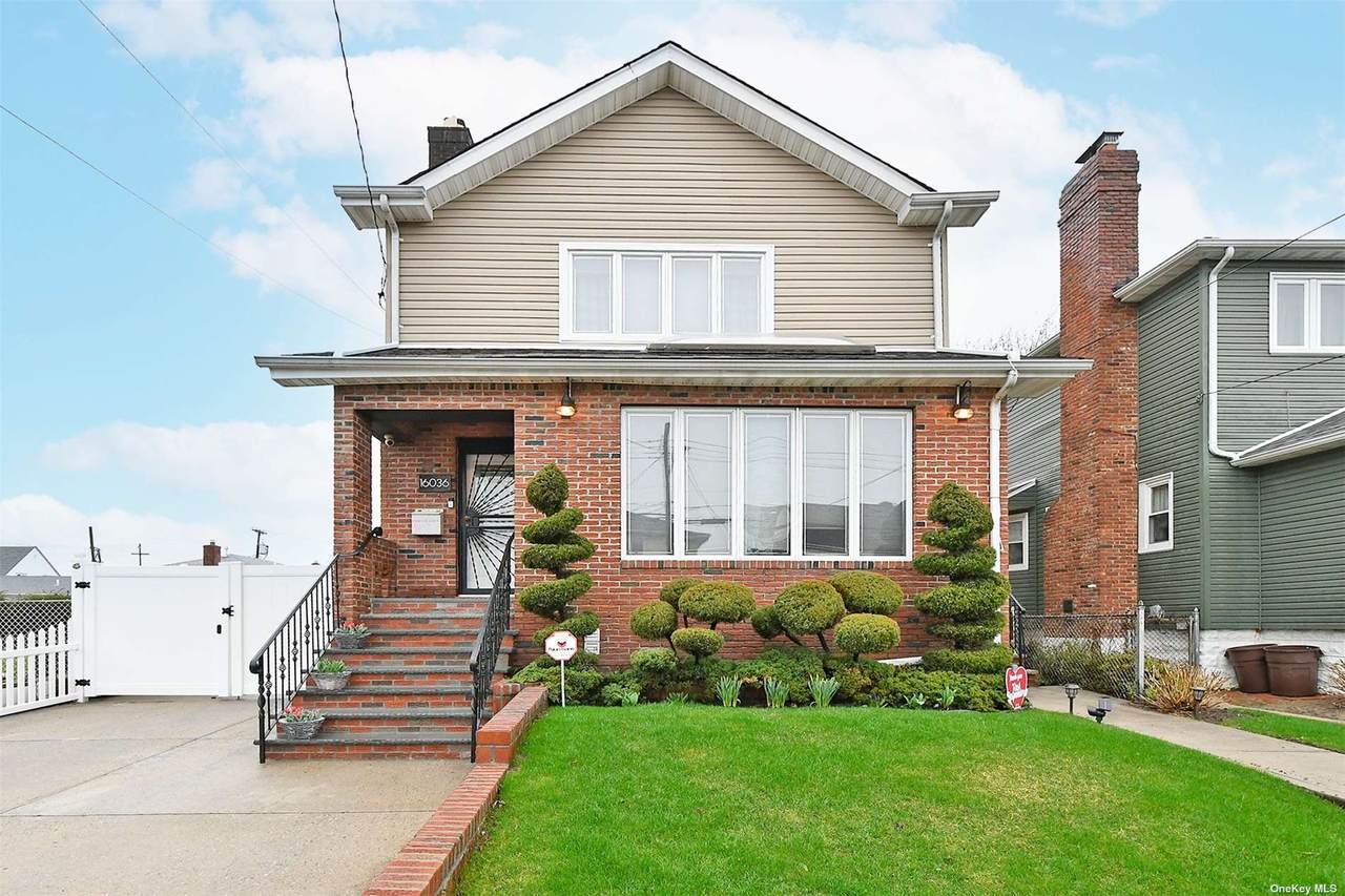 160-36 96th Street - Photo 1