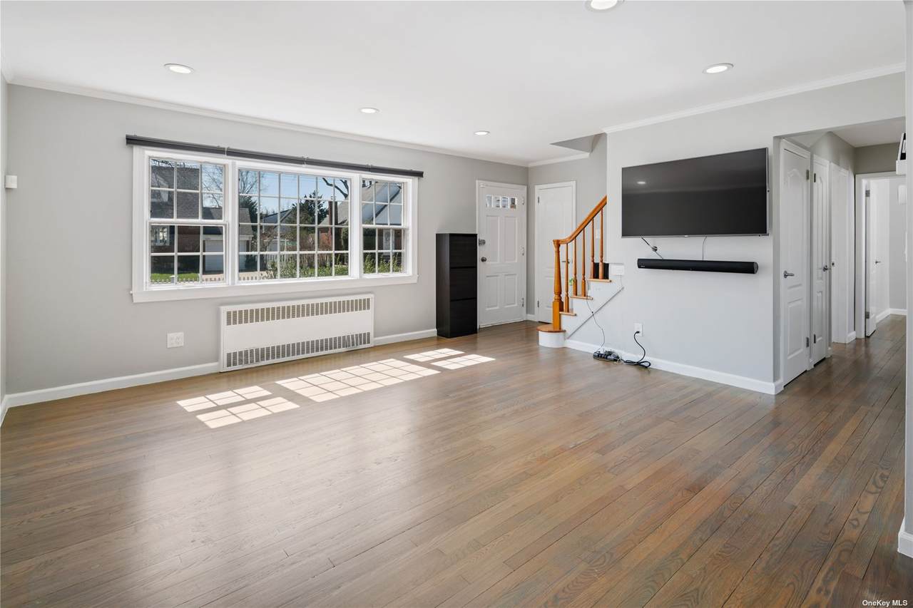 651 5th Ave - Photo 1