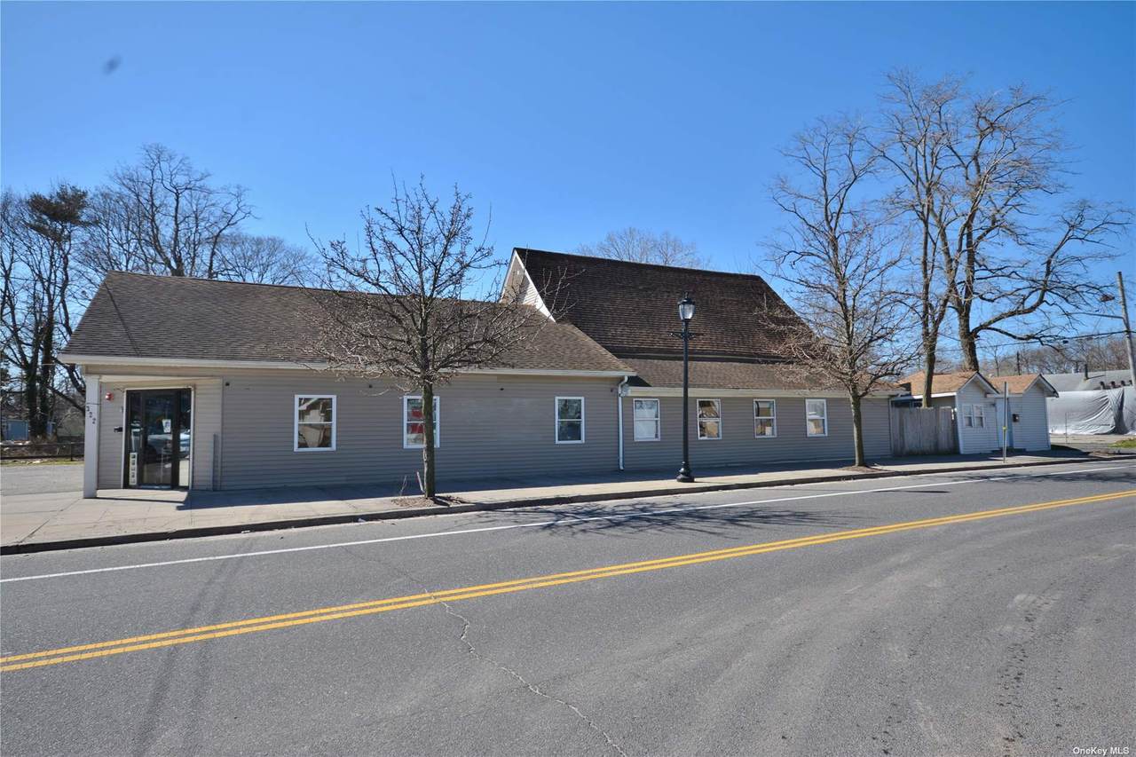 322 Neighborhood Road - Photo 1