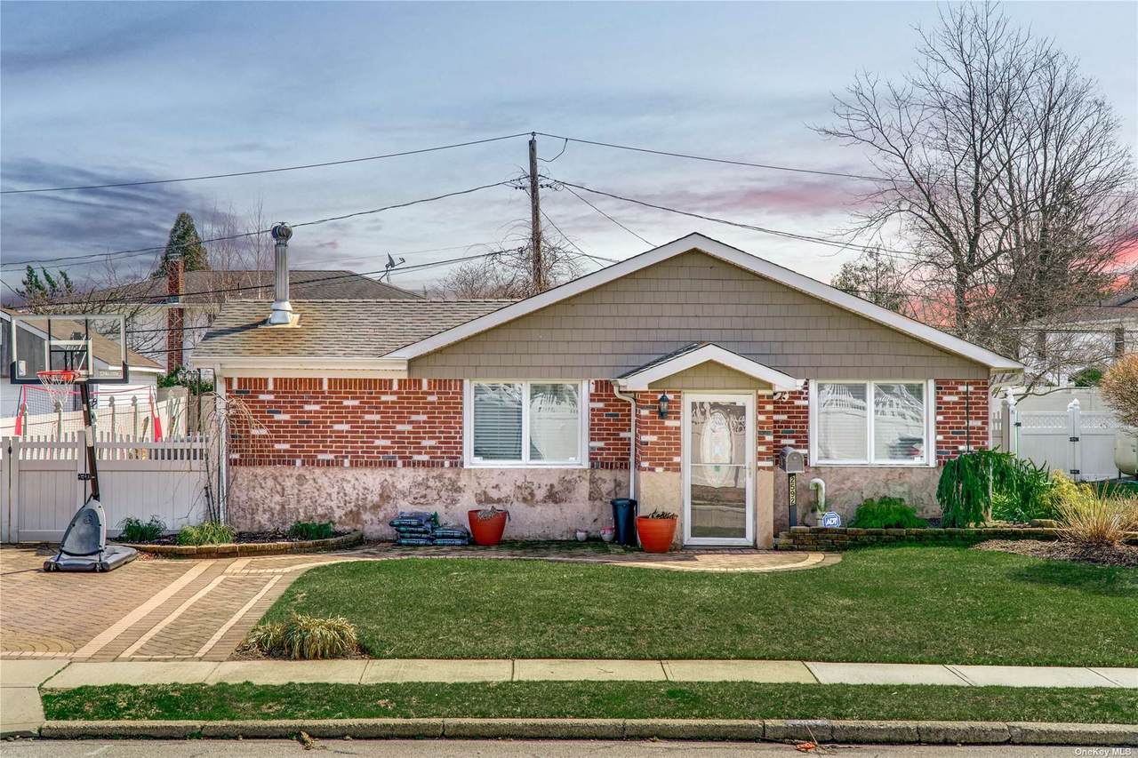 2592 Meadow Street - Photo 1